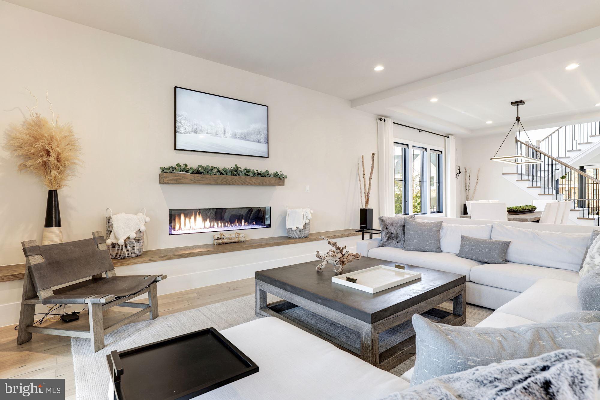 RETREAT AT MCLEAN AND MEHR FARM - Residential