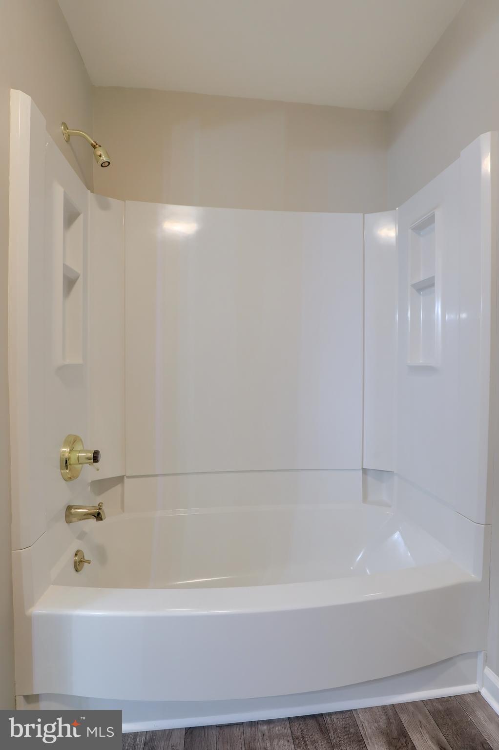 HONEY RUN GOLF COURSE - Residential