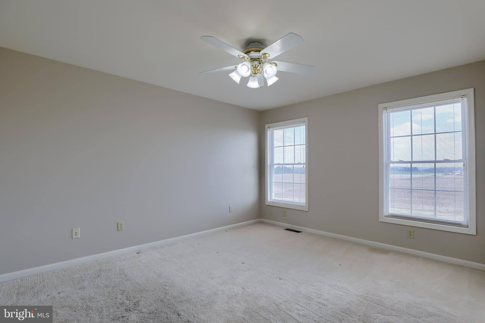 HONEY RUN GOLF COURSE - Residential