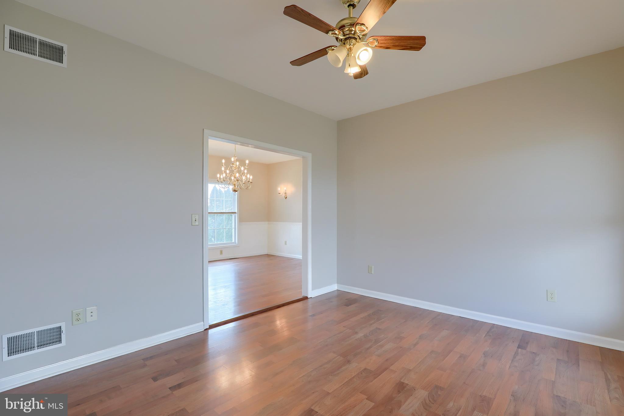 HONEY RUN GOLF COURSE - Residential