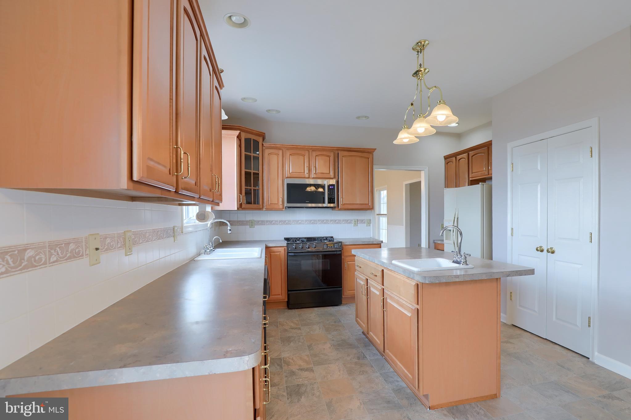 HONEY RUN GOLF COURSE - Residential