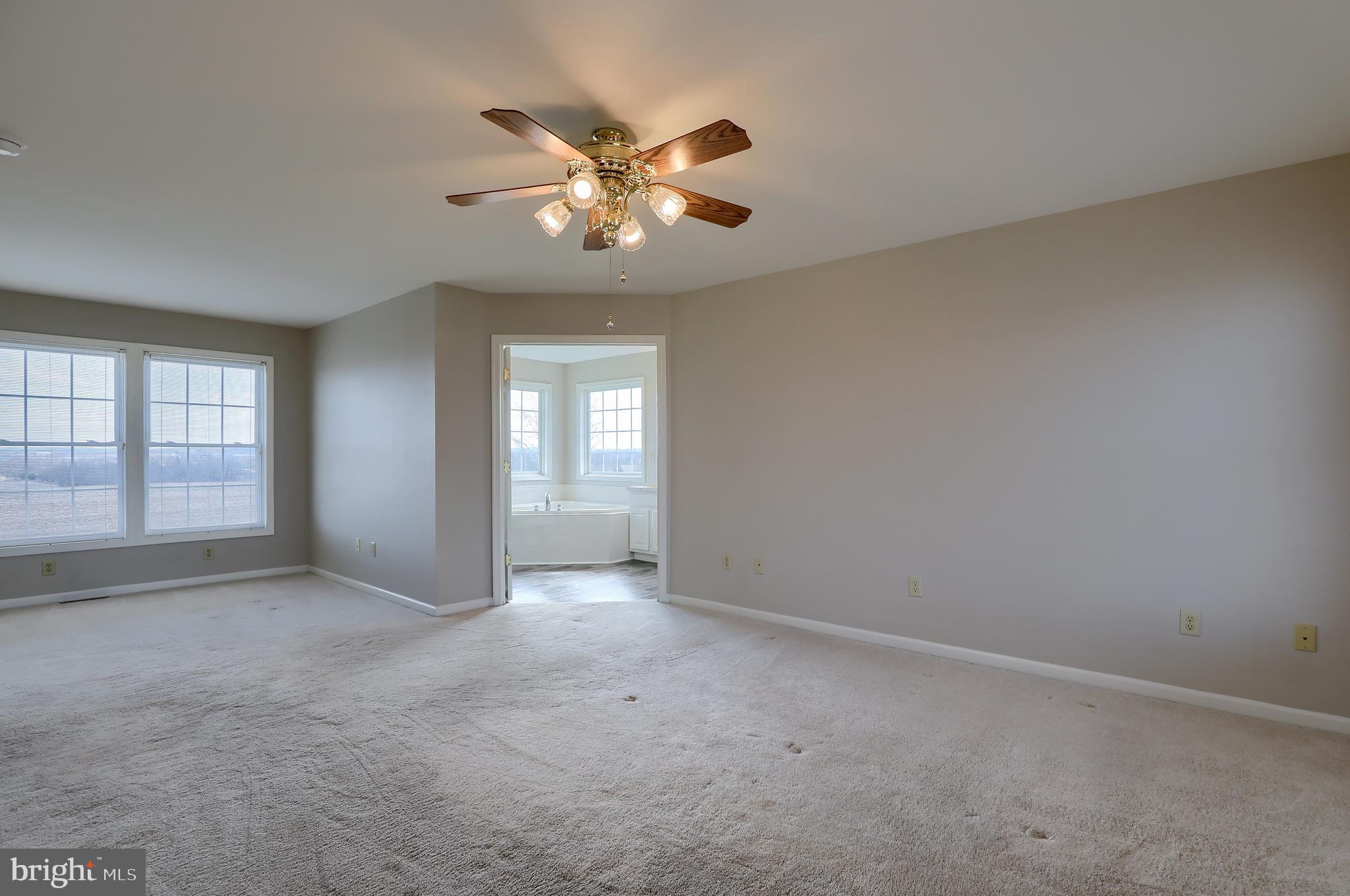 HONEY RUN GOLF COURSE - Residential