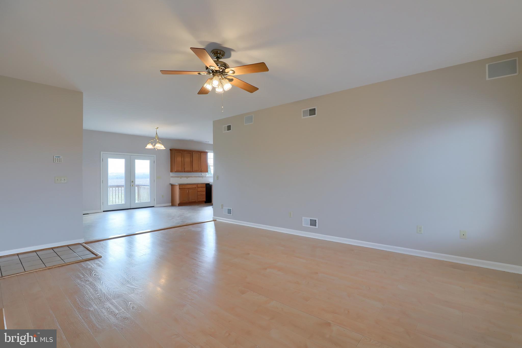 HONEY RUN GOLF COURSE - Residential