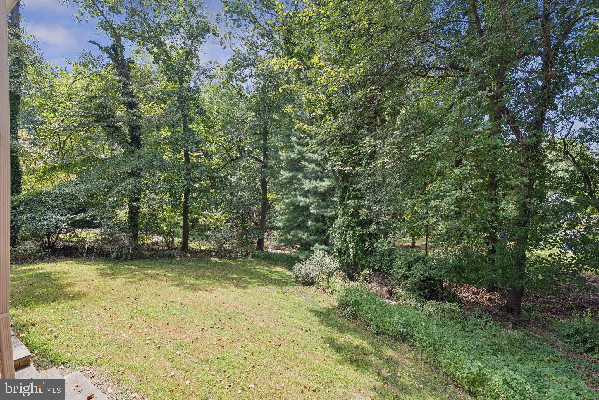 NORTH SHERWOOD FOREST - Residential