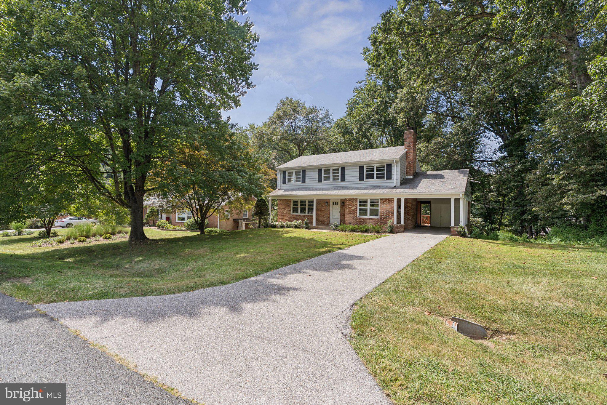 NORTH SHERWOOD FOREST - Residential