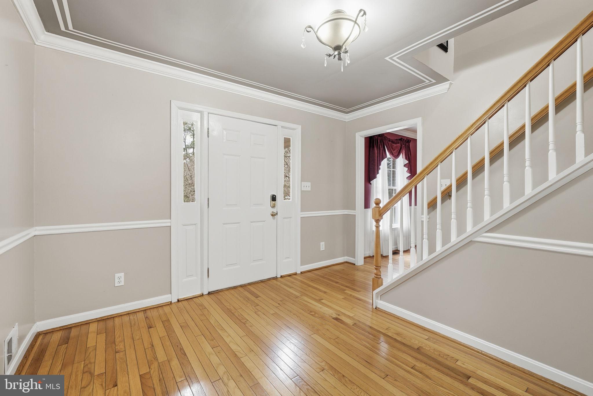 TWIN LAKES - Residential