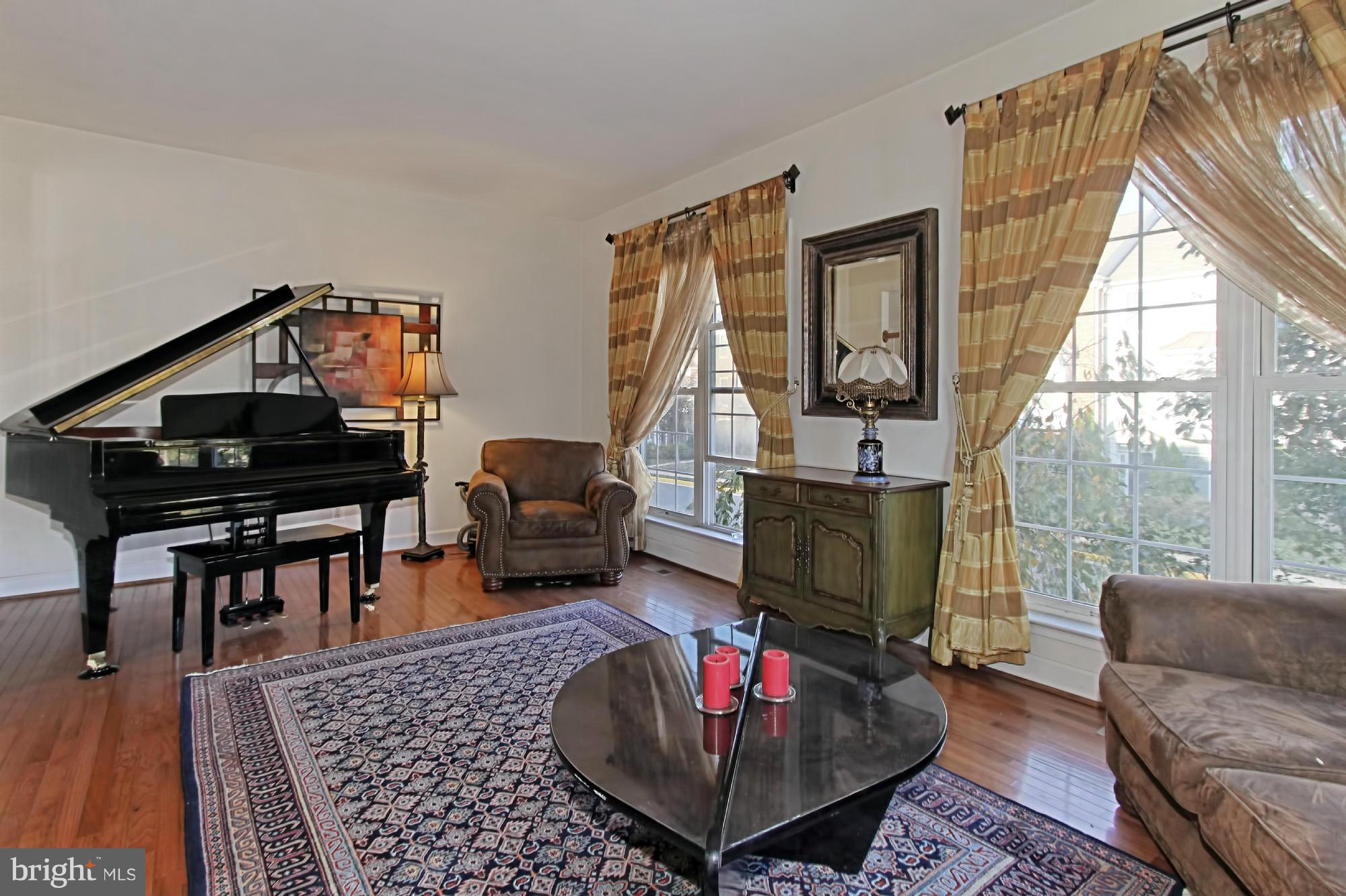 COPPERMINE CROSSING - Residential Lease