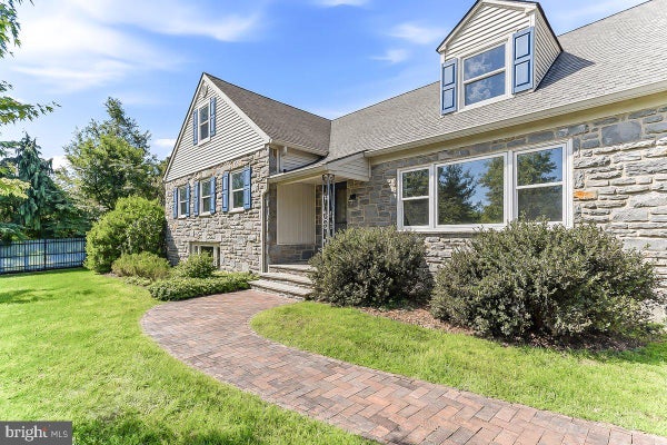 107 MANSION DR, MEDIA, PA 19063 - Image 30238107a5b2bb2e1247d9d12aa514b3/1792667704