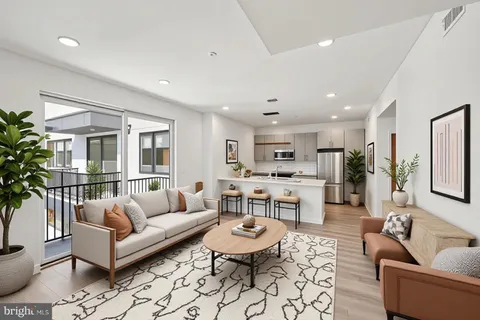 23 Rock Hill Road Unit 204, Bala Cynwyd, PA MLS: PAMC2168402