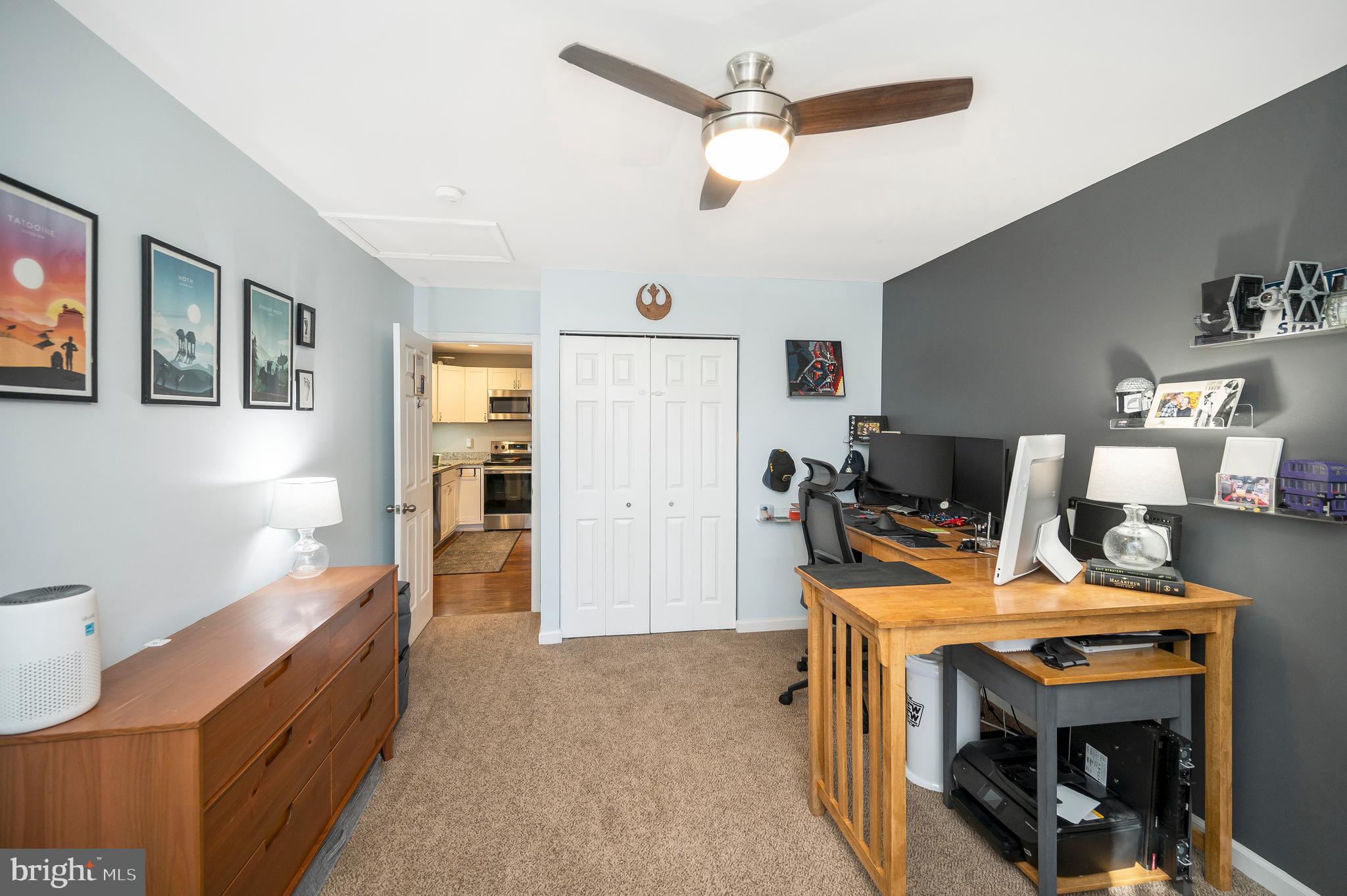 STONEYBROOKE - Residential