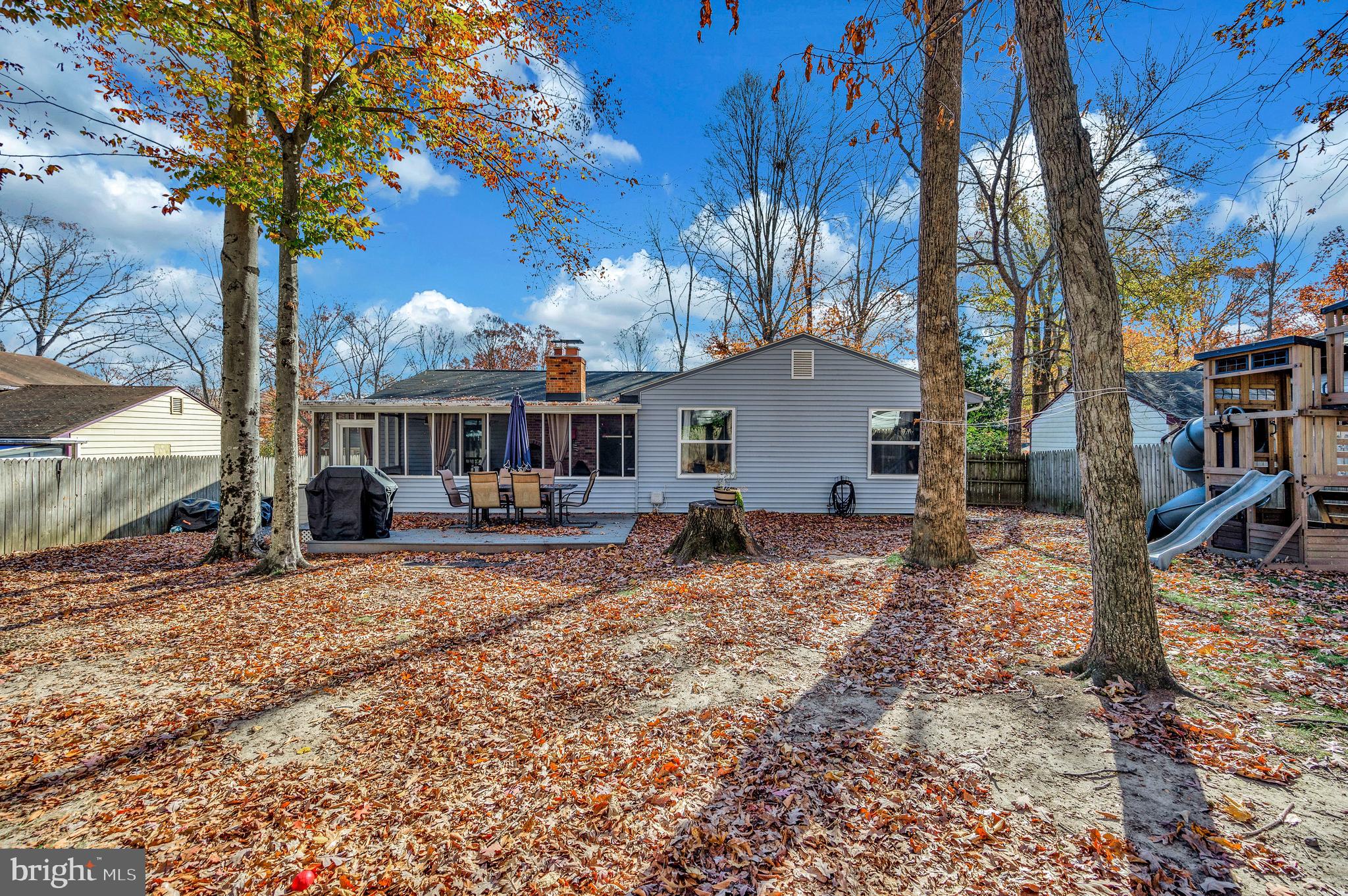 STONEYBROOKE - Residential