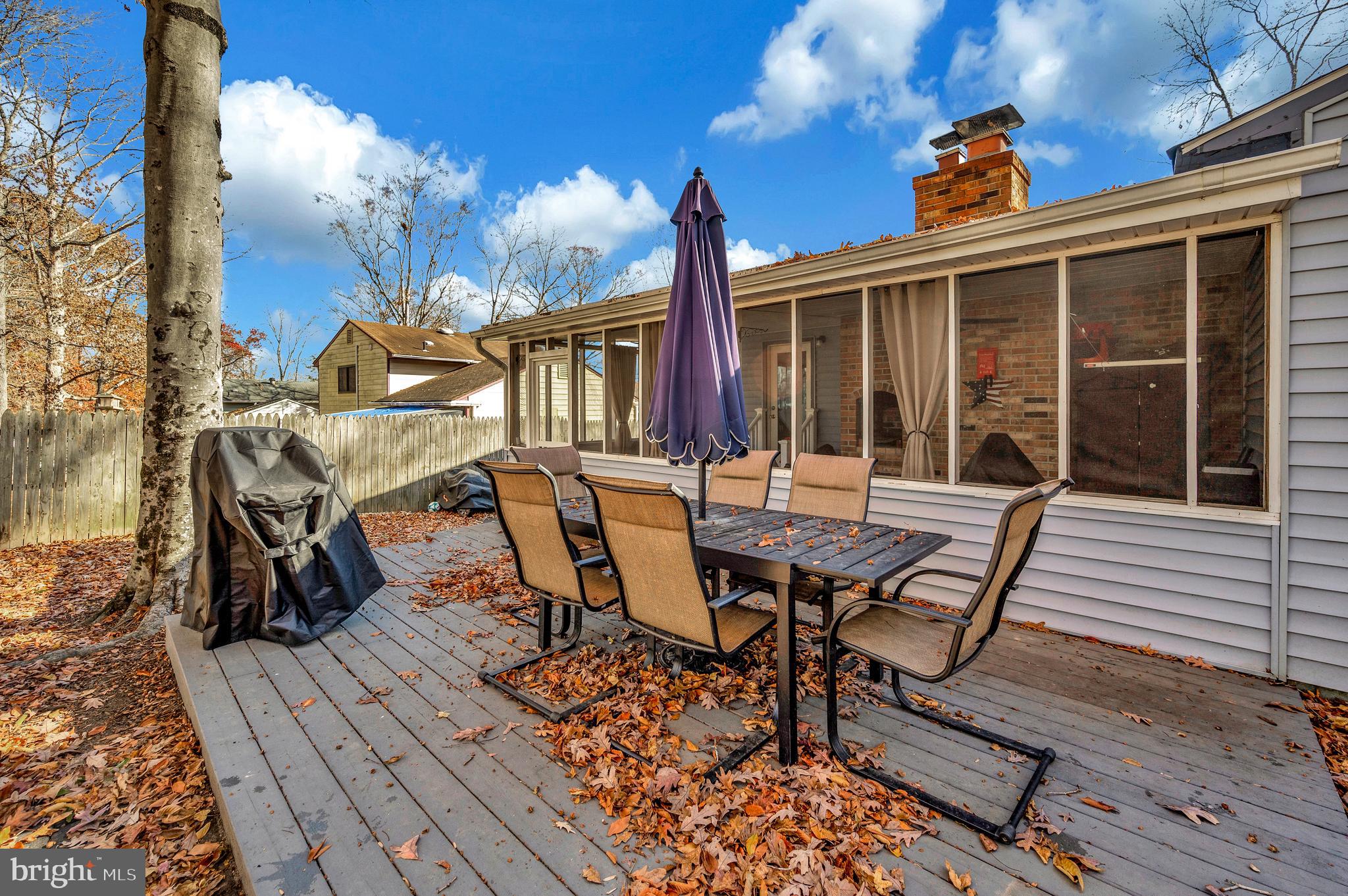 STONEYBROOKE - Residential