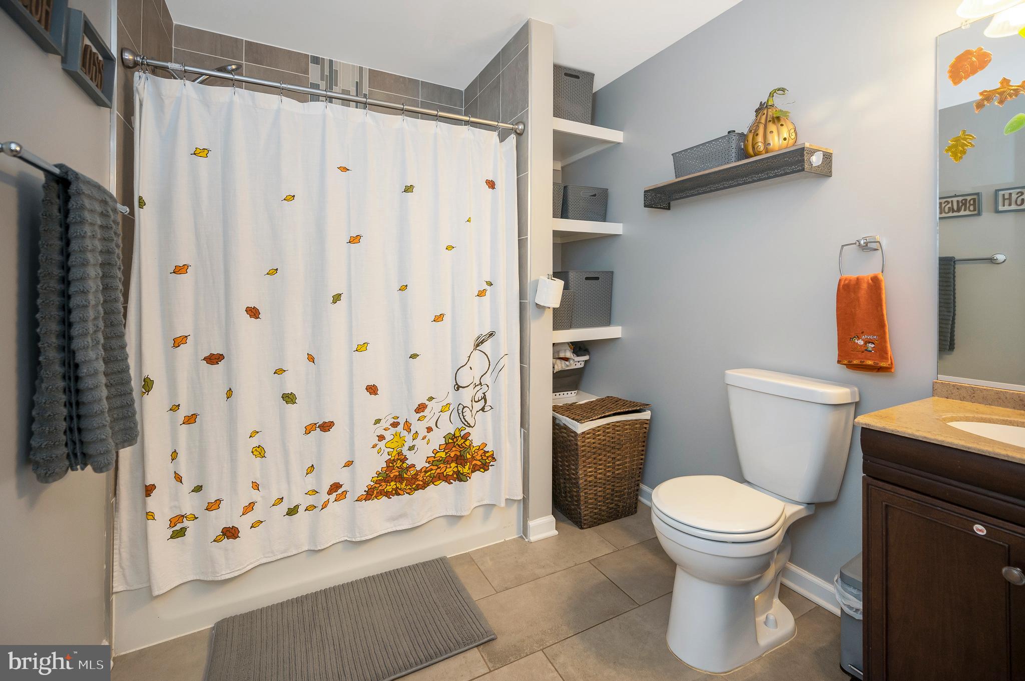 STONEYBROOKE - Residential