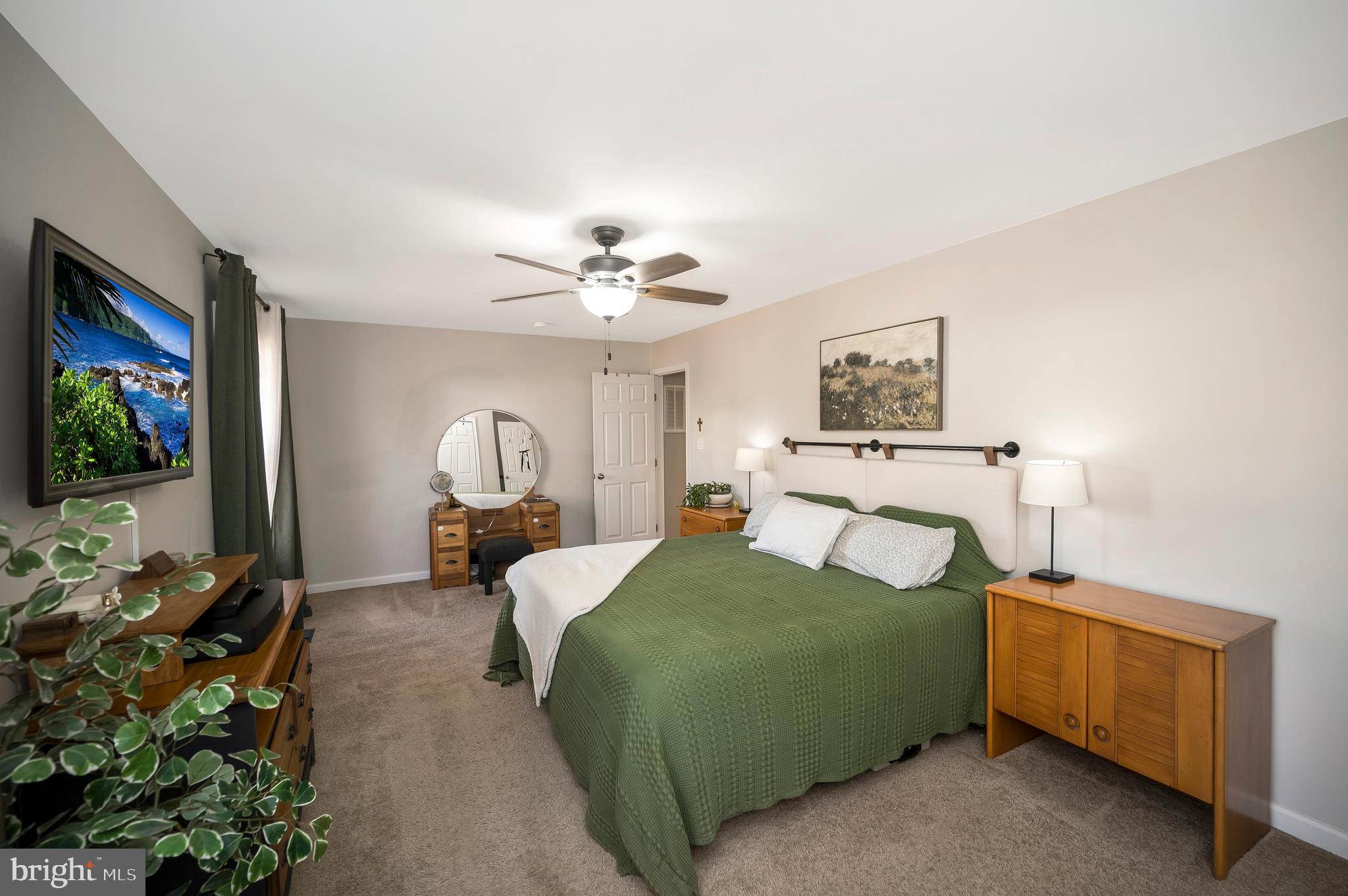 STONEYBROOKE - Residential