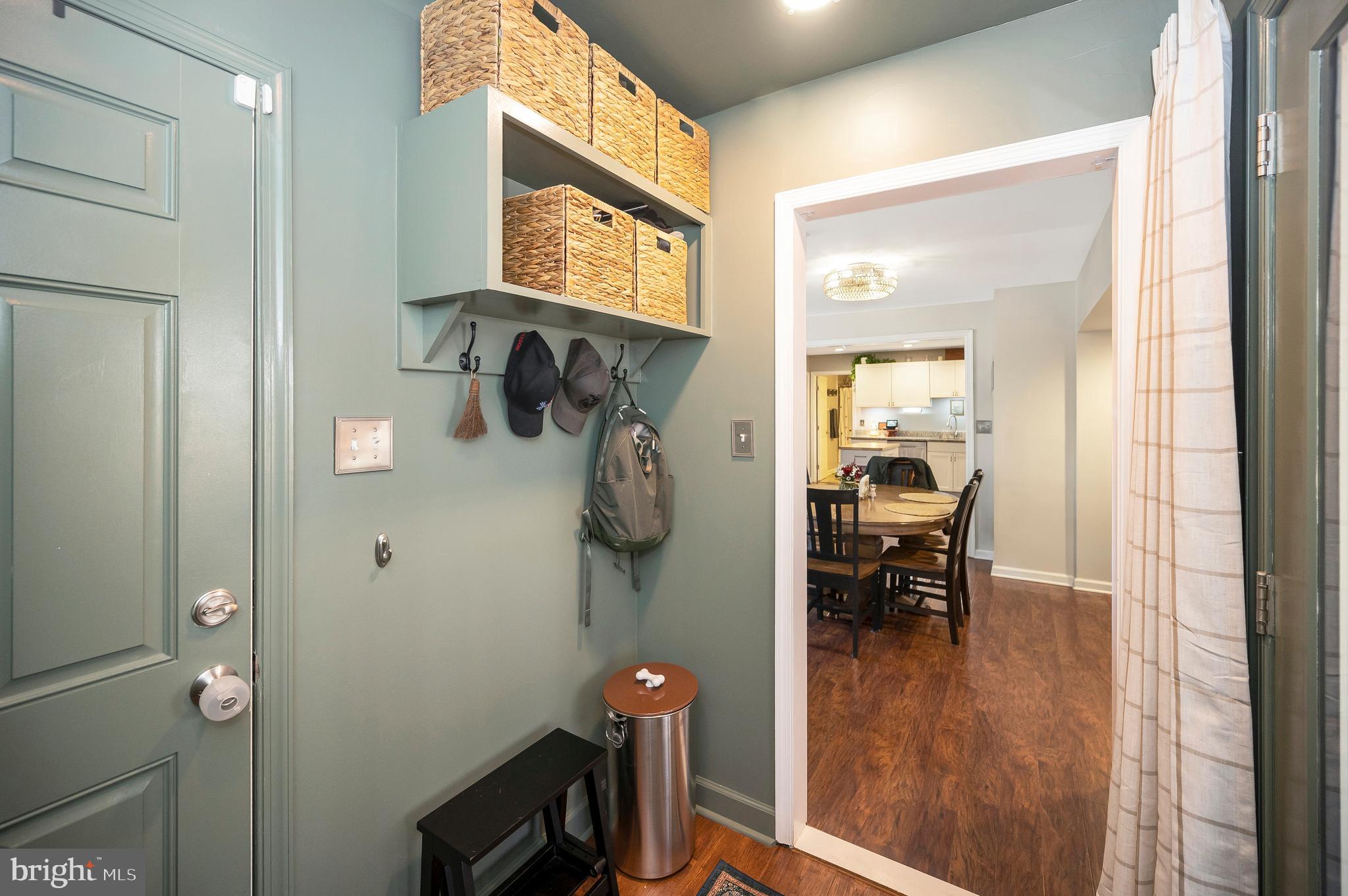 STONEYBROOKE - Residential