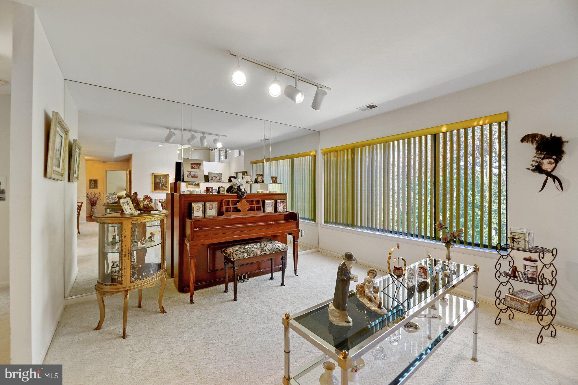 HEATHER RIDGE - Residential