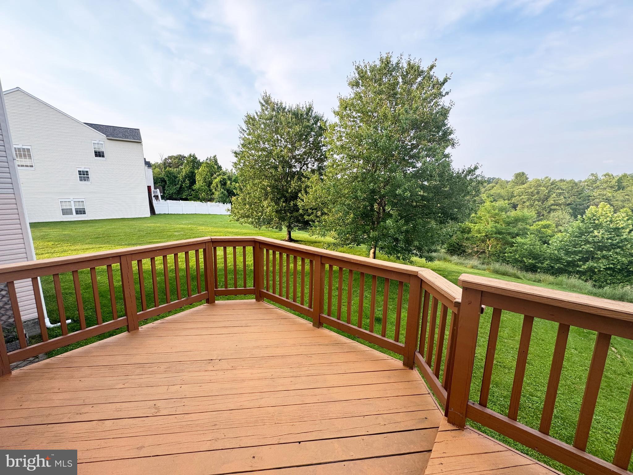 HOLLIFIELD STATION - Residential