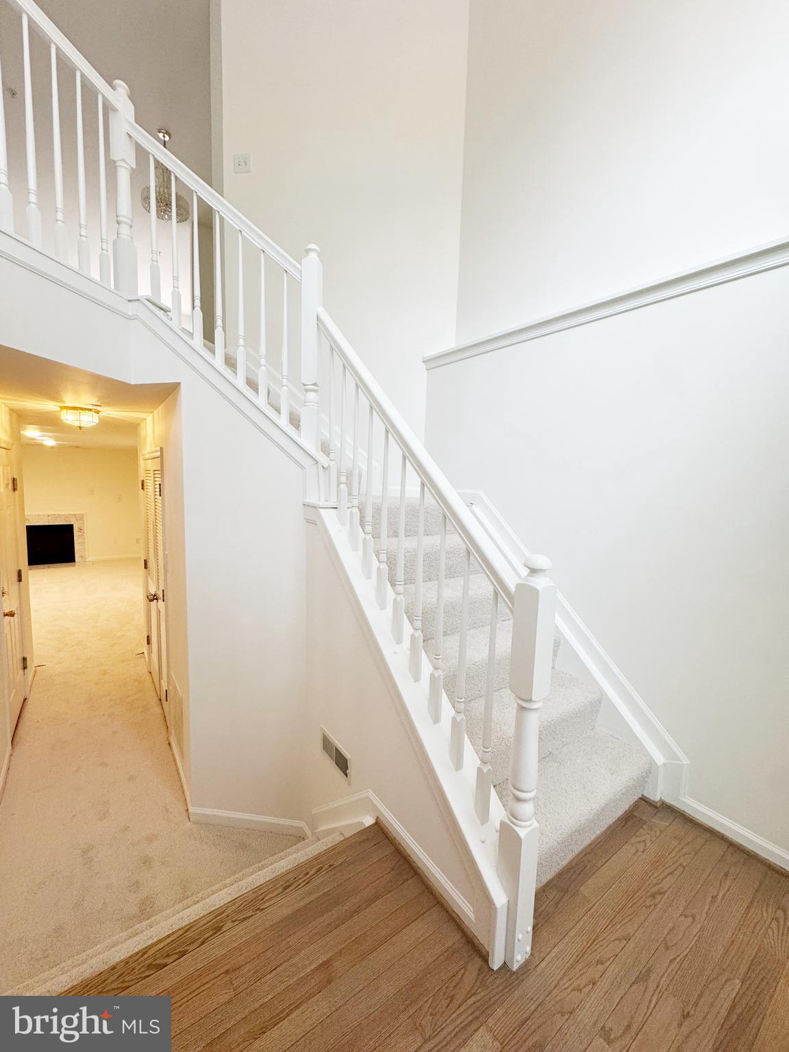 HOLLIFIELD STATION - Residential