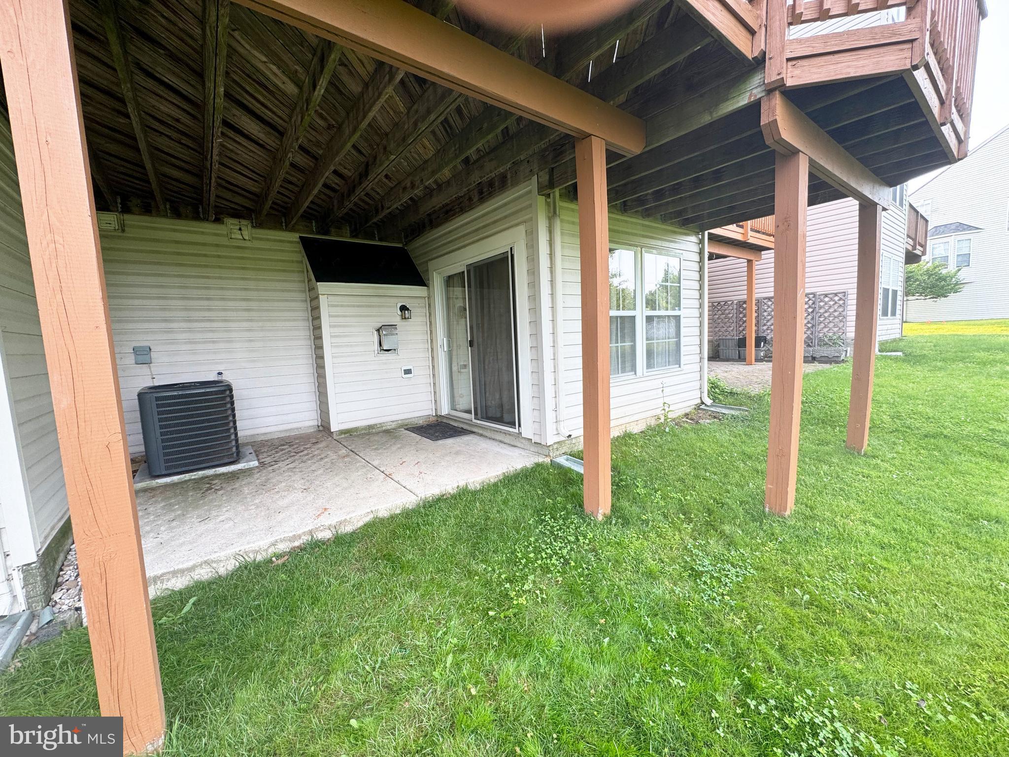 HOLLIFIELD STATION - Residential