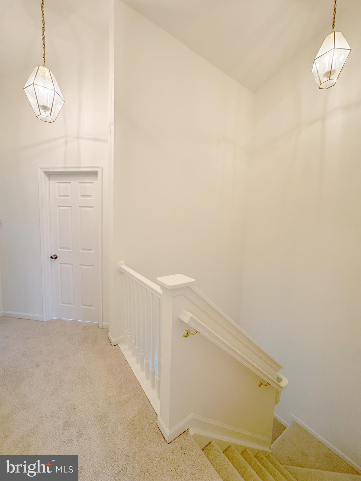 HOLLIFIELD STATION - Residential