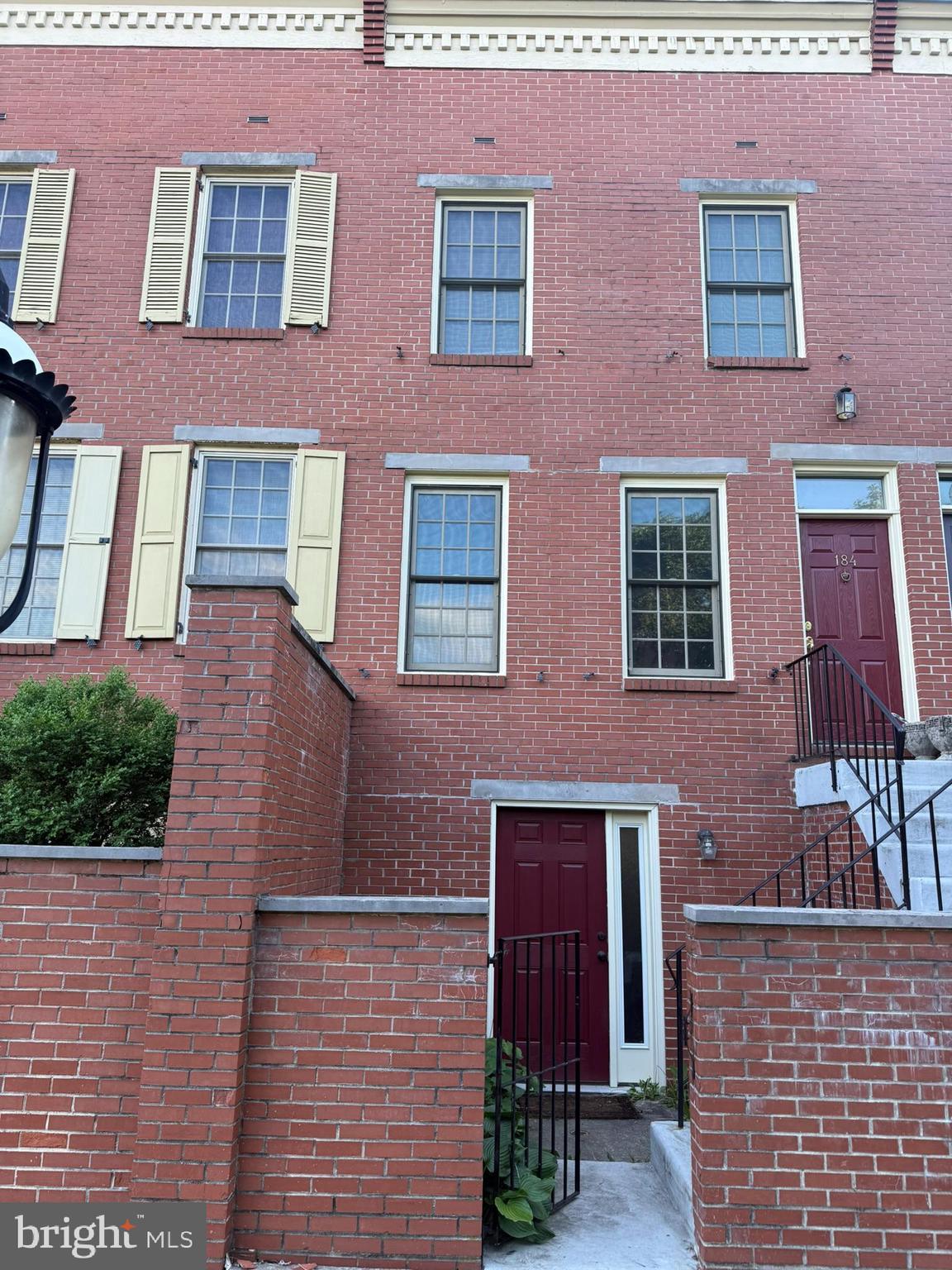 184 MERCER STREET