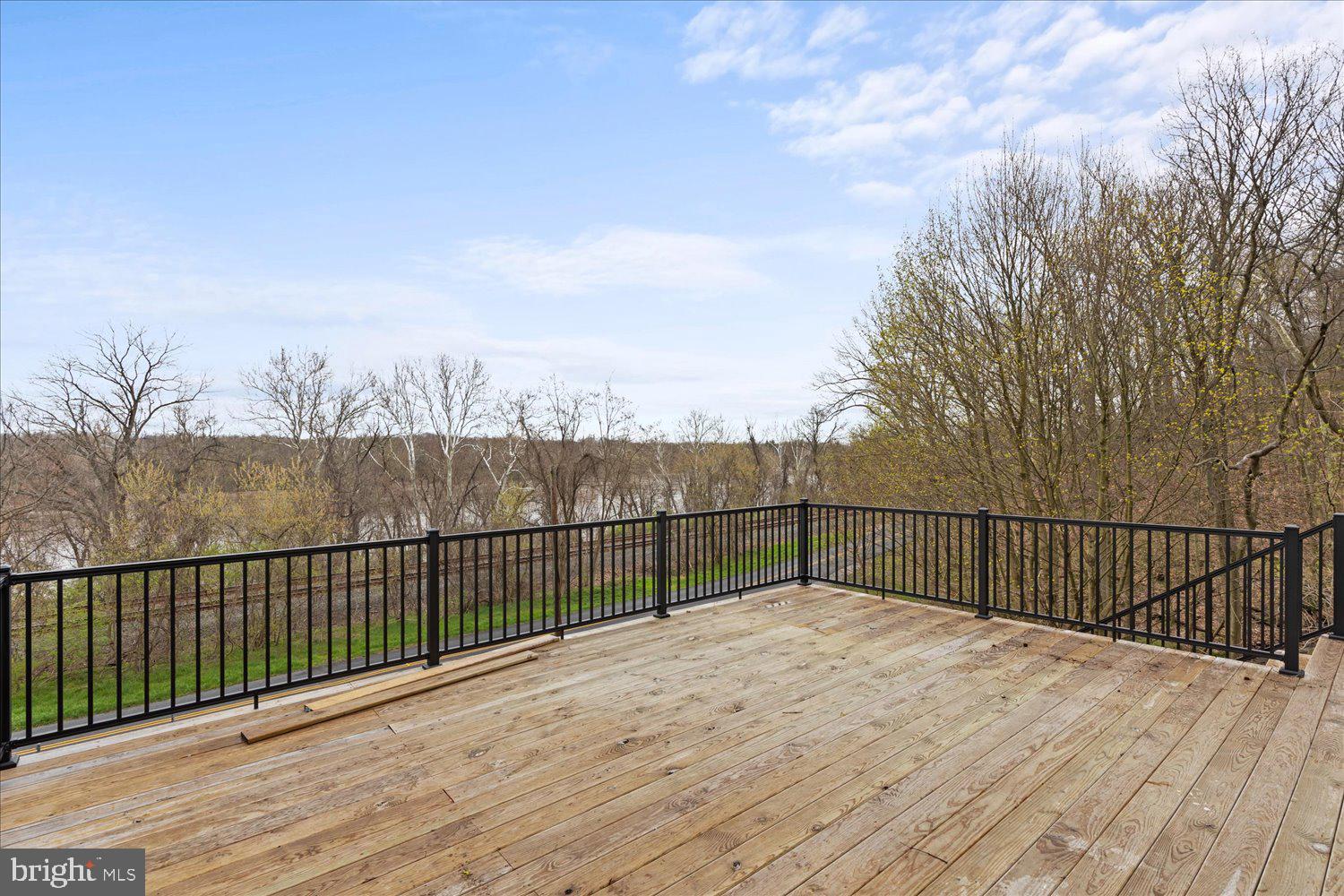 EAST MANCHESTER TWP. - Residential