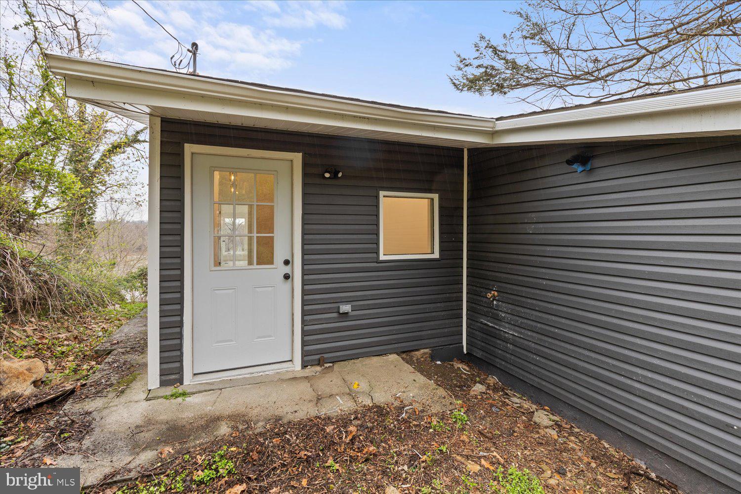 EAST MANCHESTER TWP. - Residential