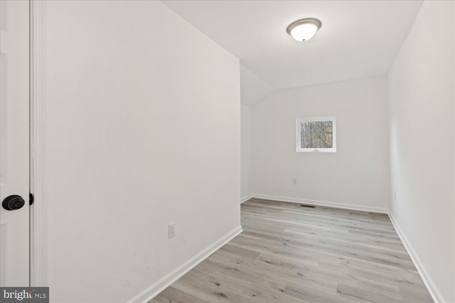 EAST MANCHESTER TWP. - Residential