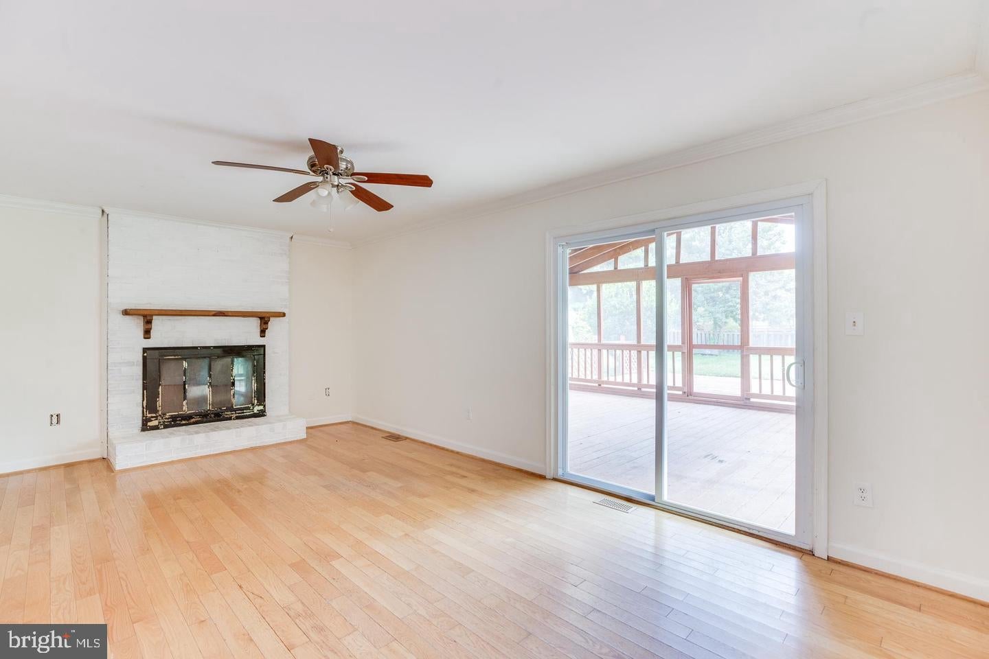 10136 YORKTOWN DRIVE