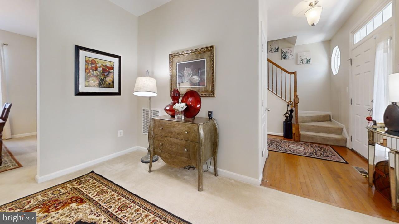 THE VILLAGE OF WASHINGTON TRAIL - Residential