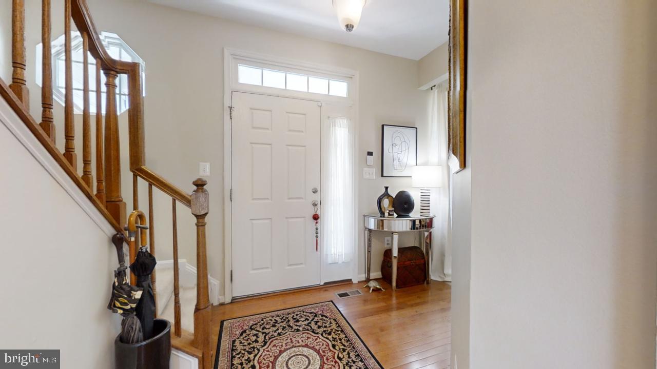 THE VILLAGE OF WASHINGTON TRAIL - Residential