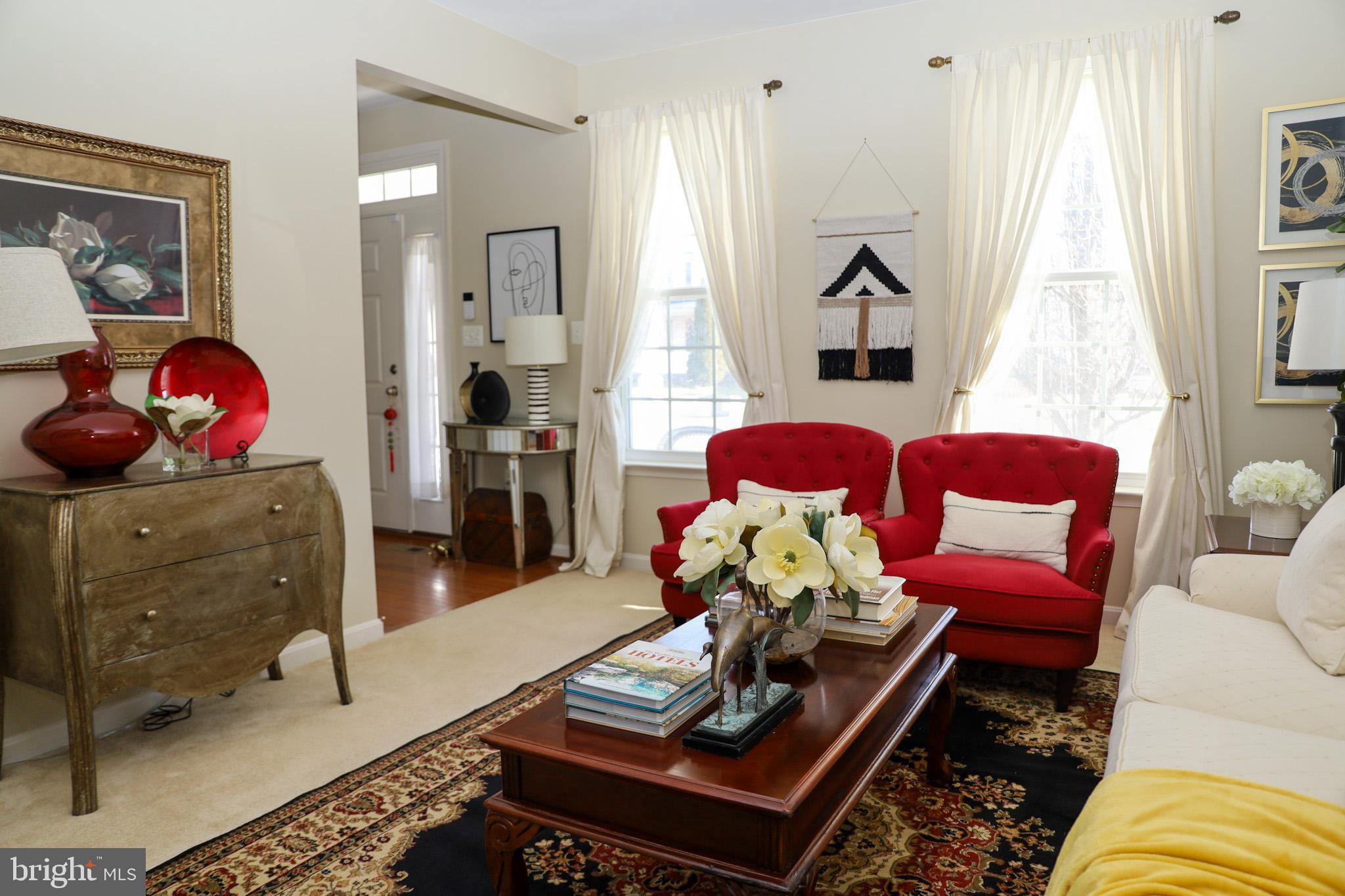 THE VILLAGE OF WASHINGTON TRAIL - Residential