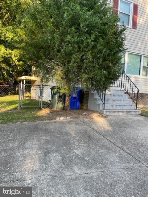 CRYSTAL SPRINGS - Residential Lease