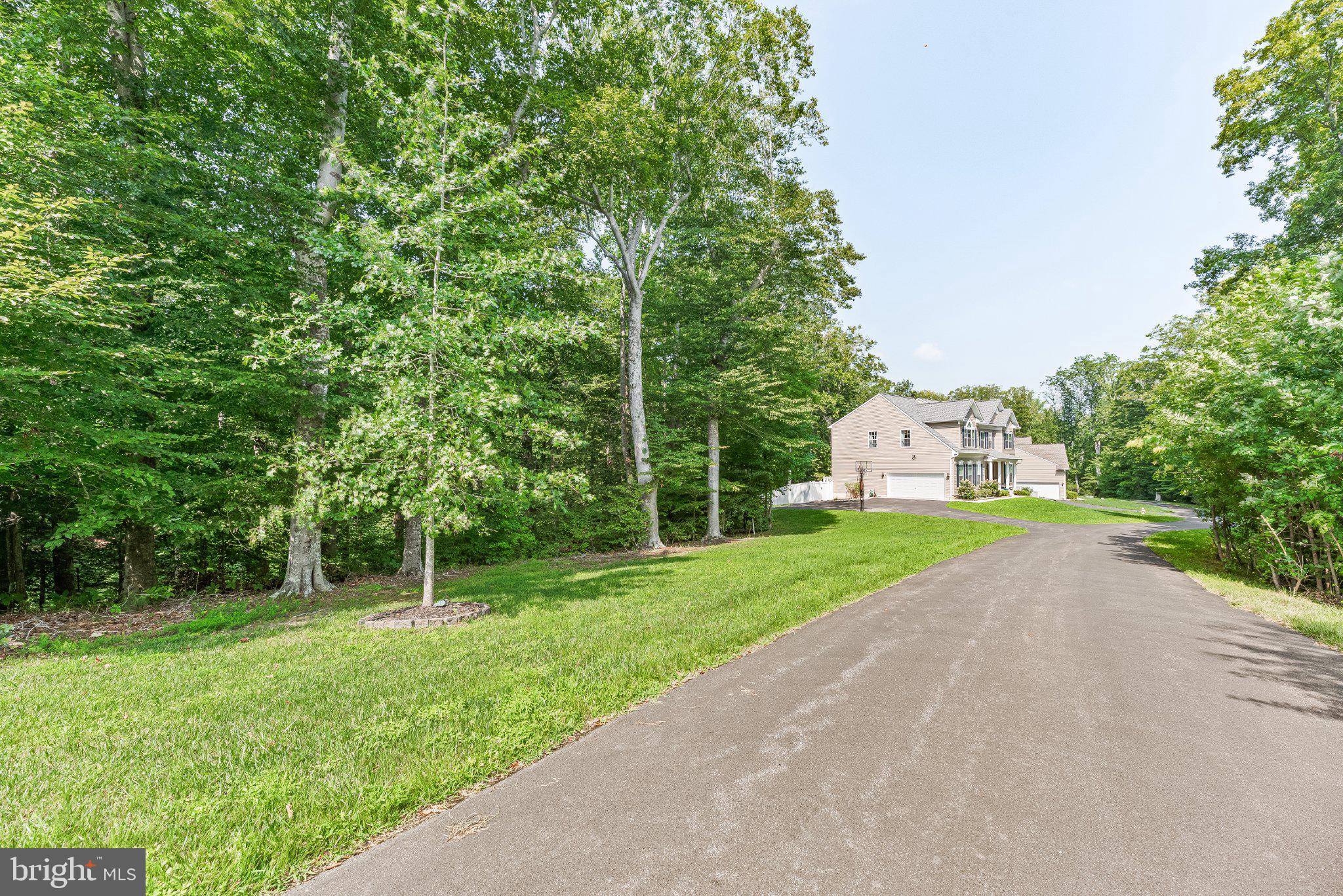 3260 MONROE DRIVE