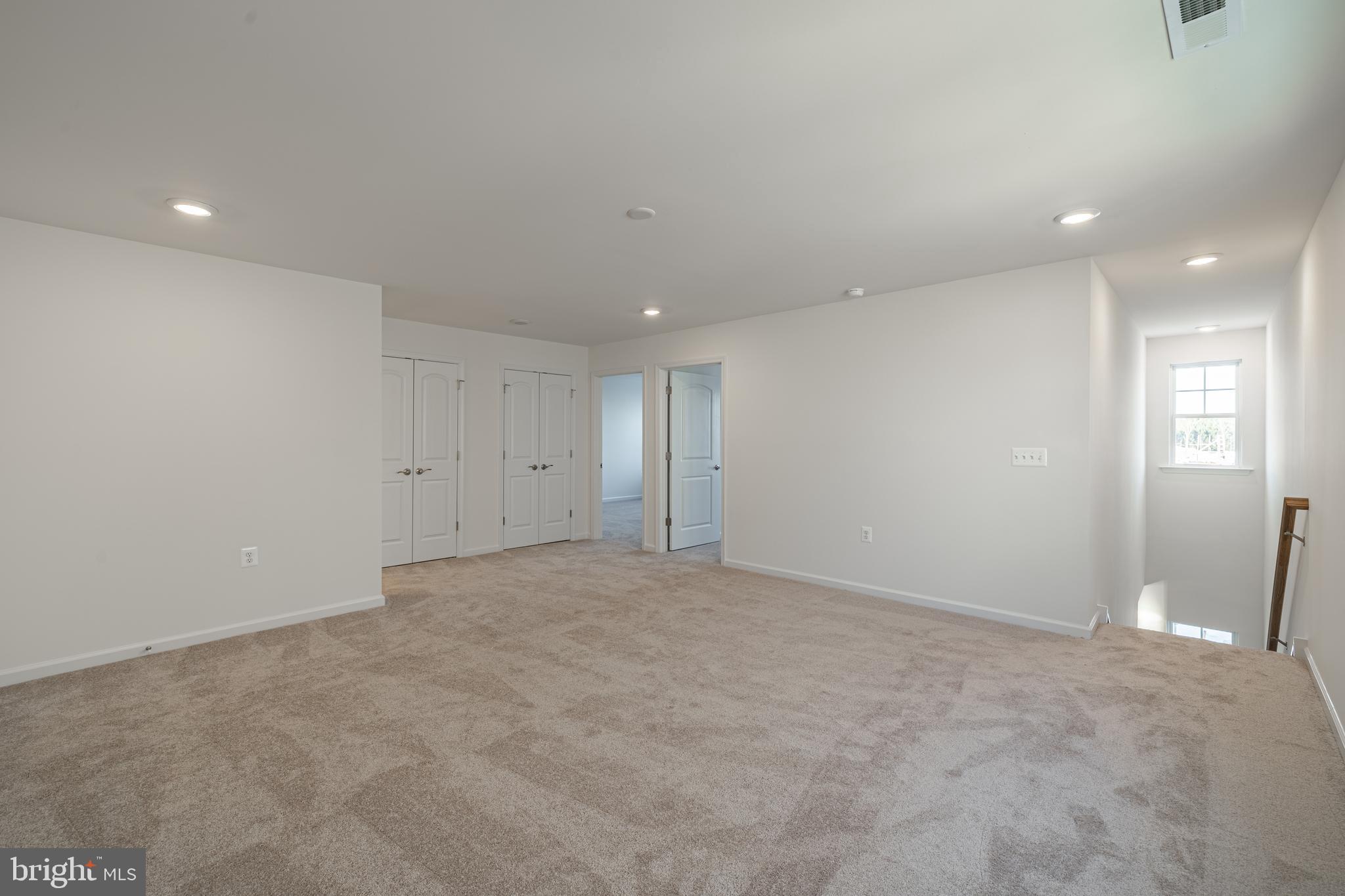 SPRING CREEK - Residential