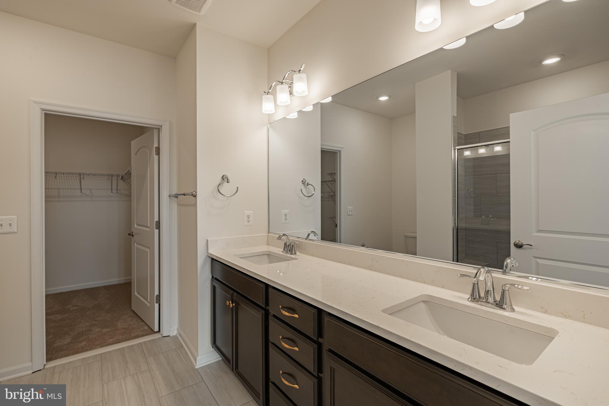 SPRING CREEK - Residential