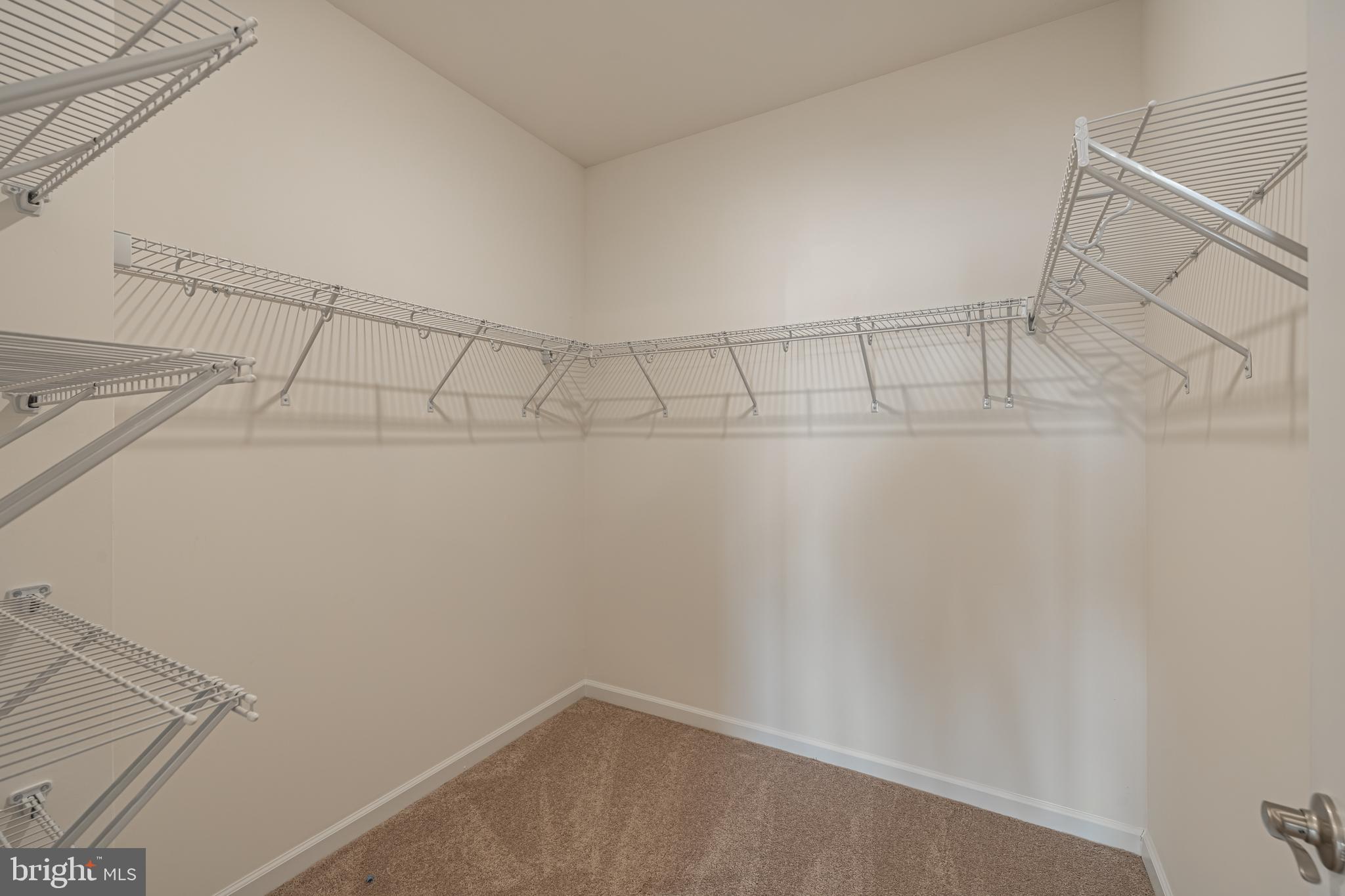 SPRING CREEK - Residential