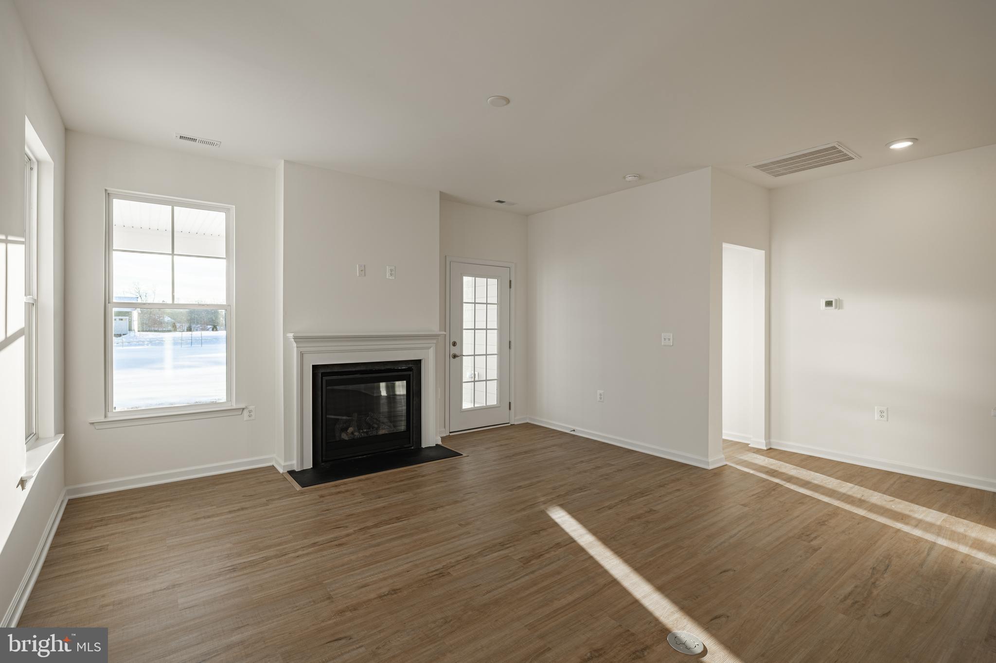 SPRING CREEK - Residential