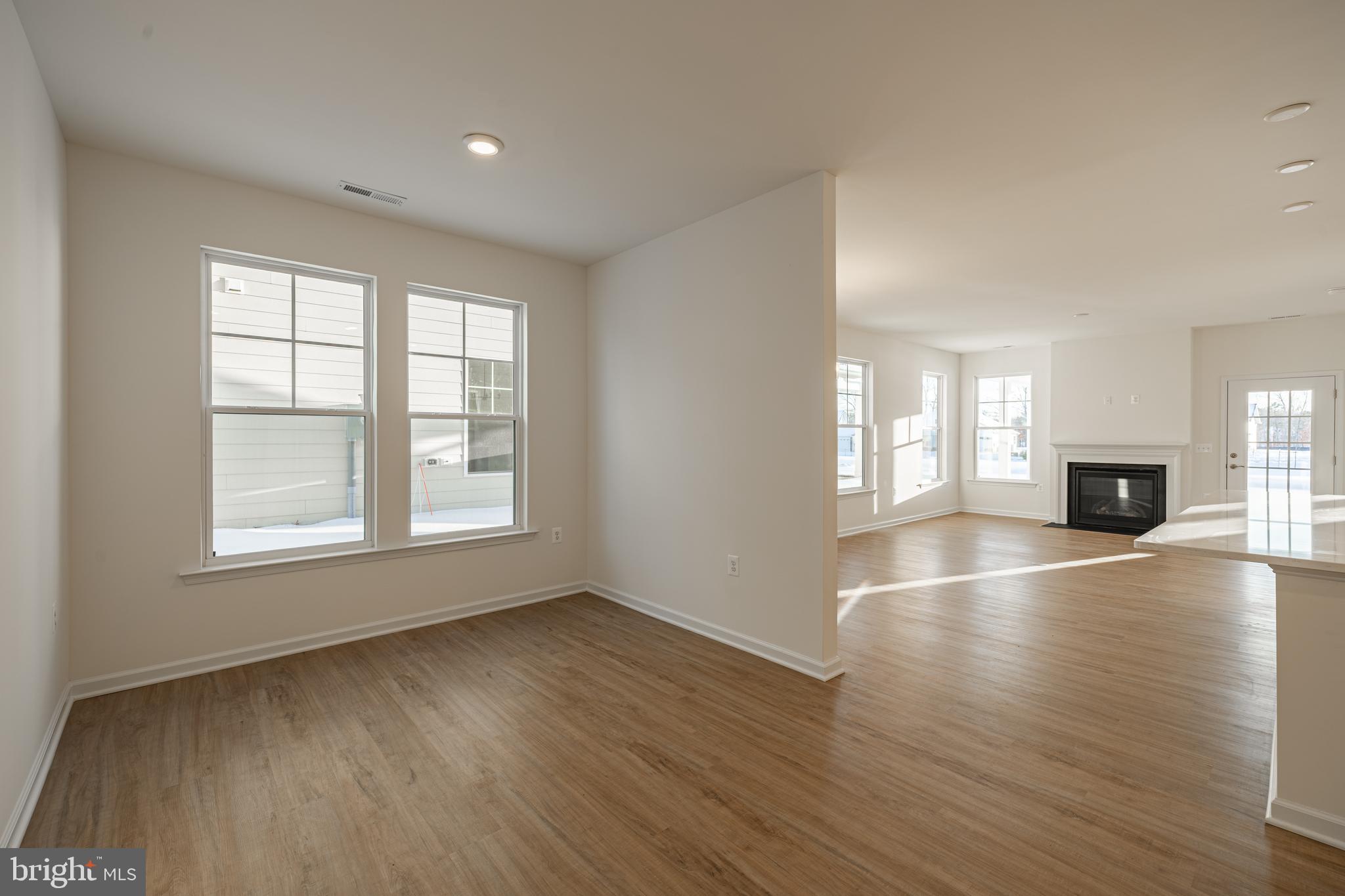 SPRING CREEK - Residential