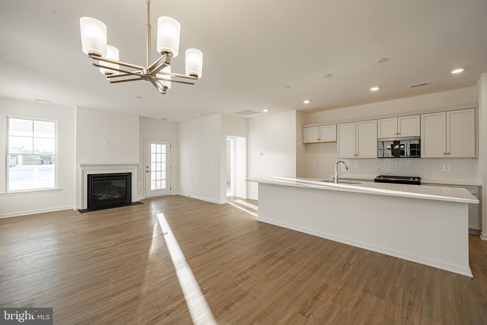 SPRING CREEK - Residential