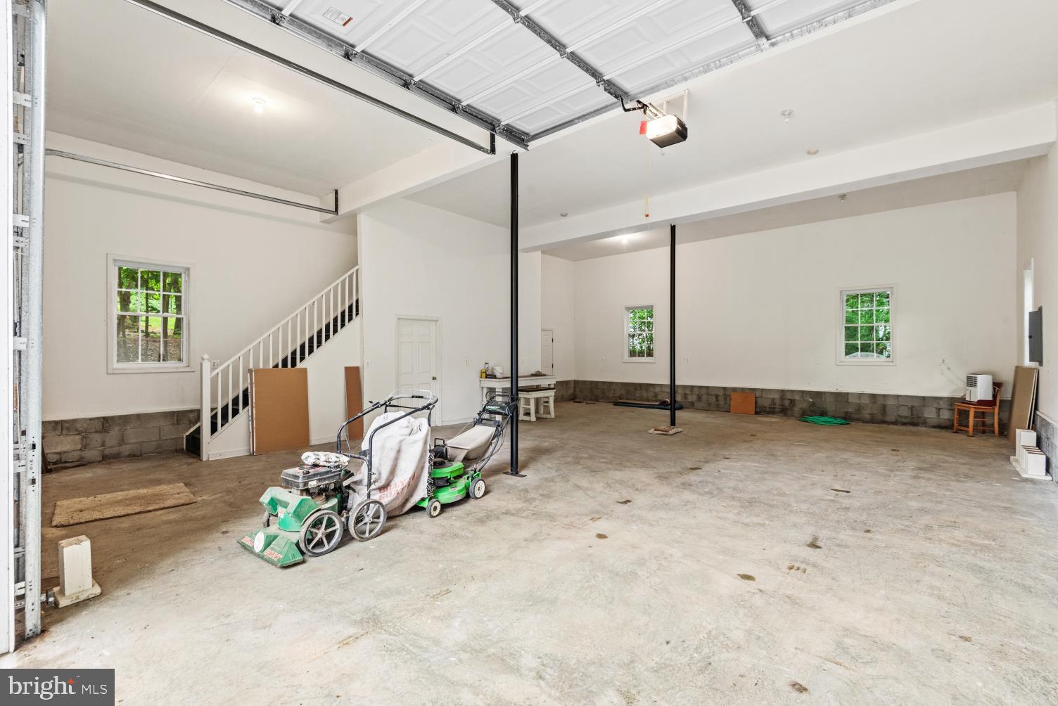 STRATFORD HARBOUR - Residential