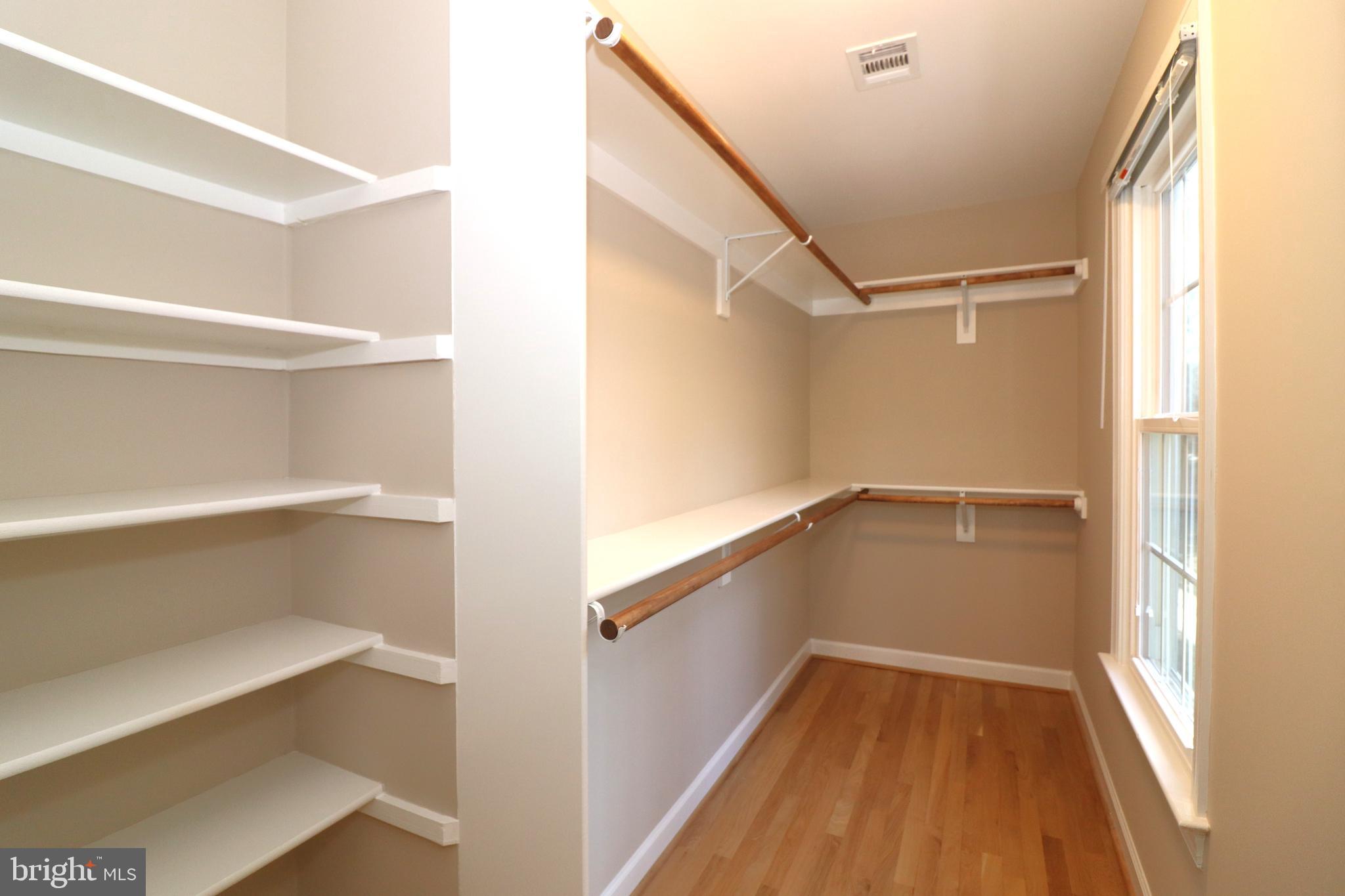 WALNUT HEIGHTS - Residential