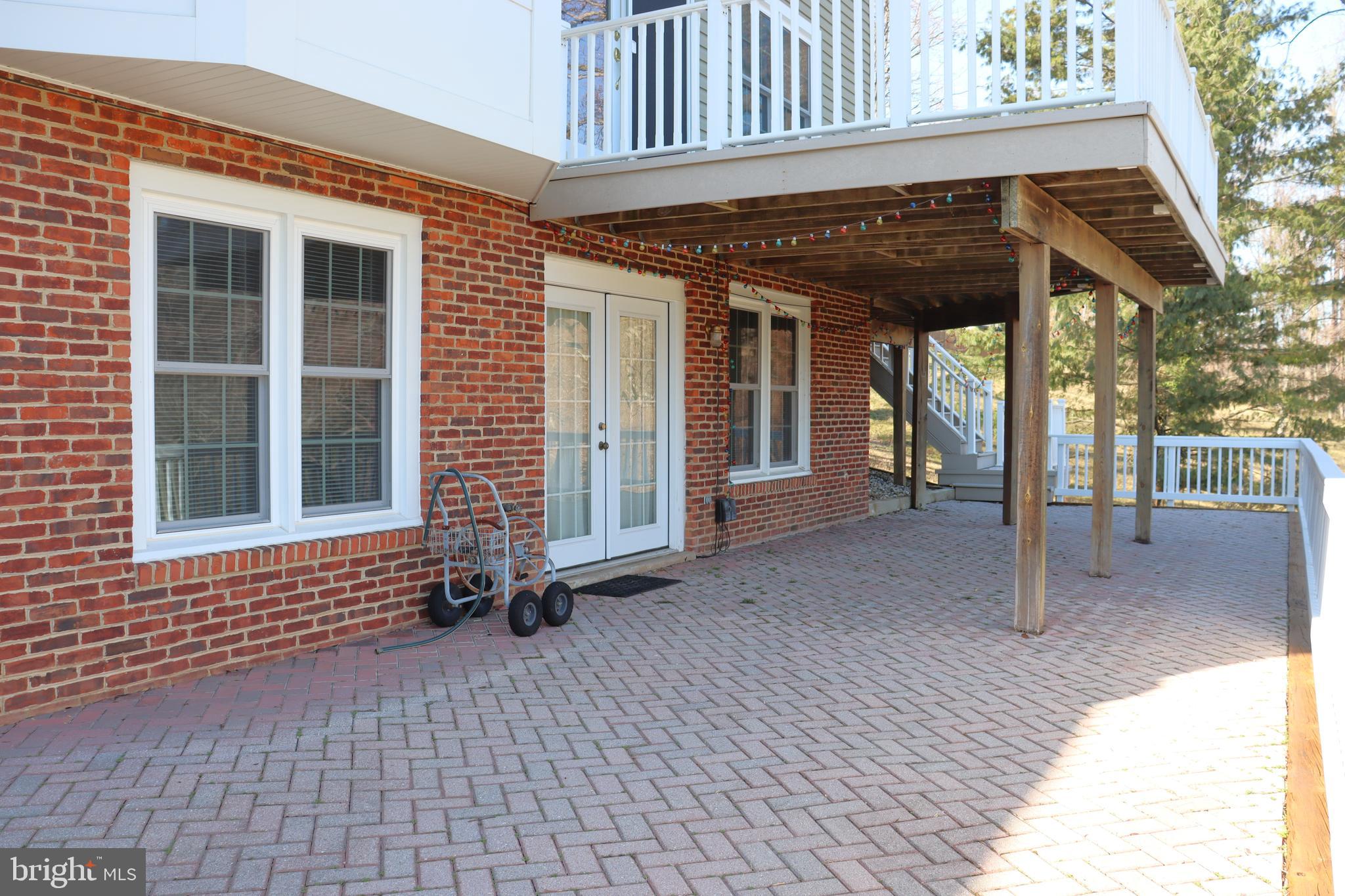 WALNUT HEIGHTS - Residential