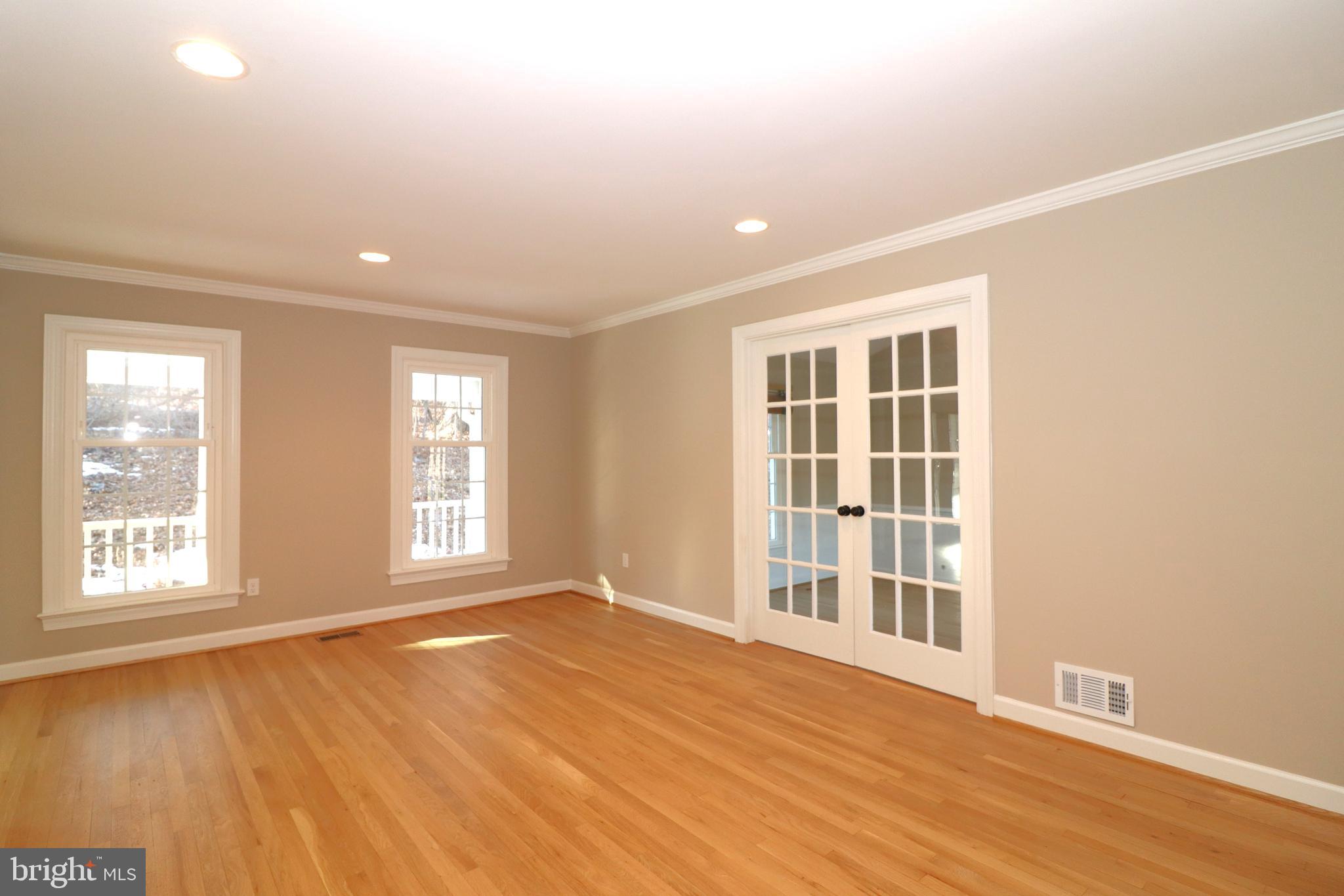 WALNUT HEIGHTS - Residential