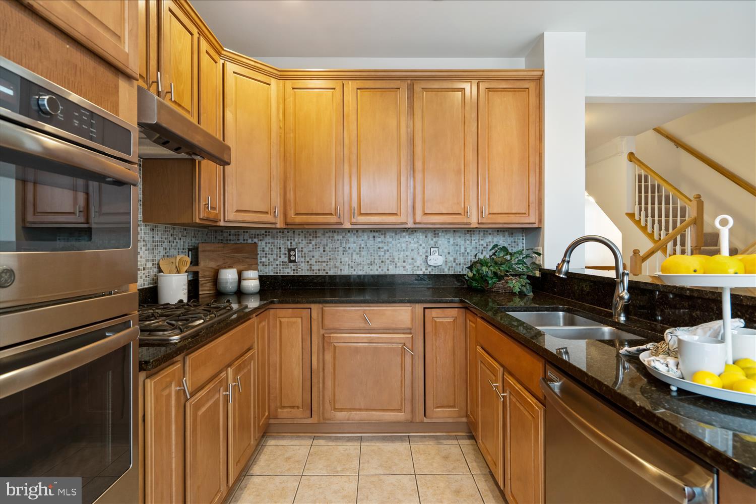 LOCUST POINT - Residential