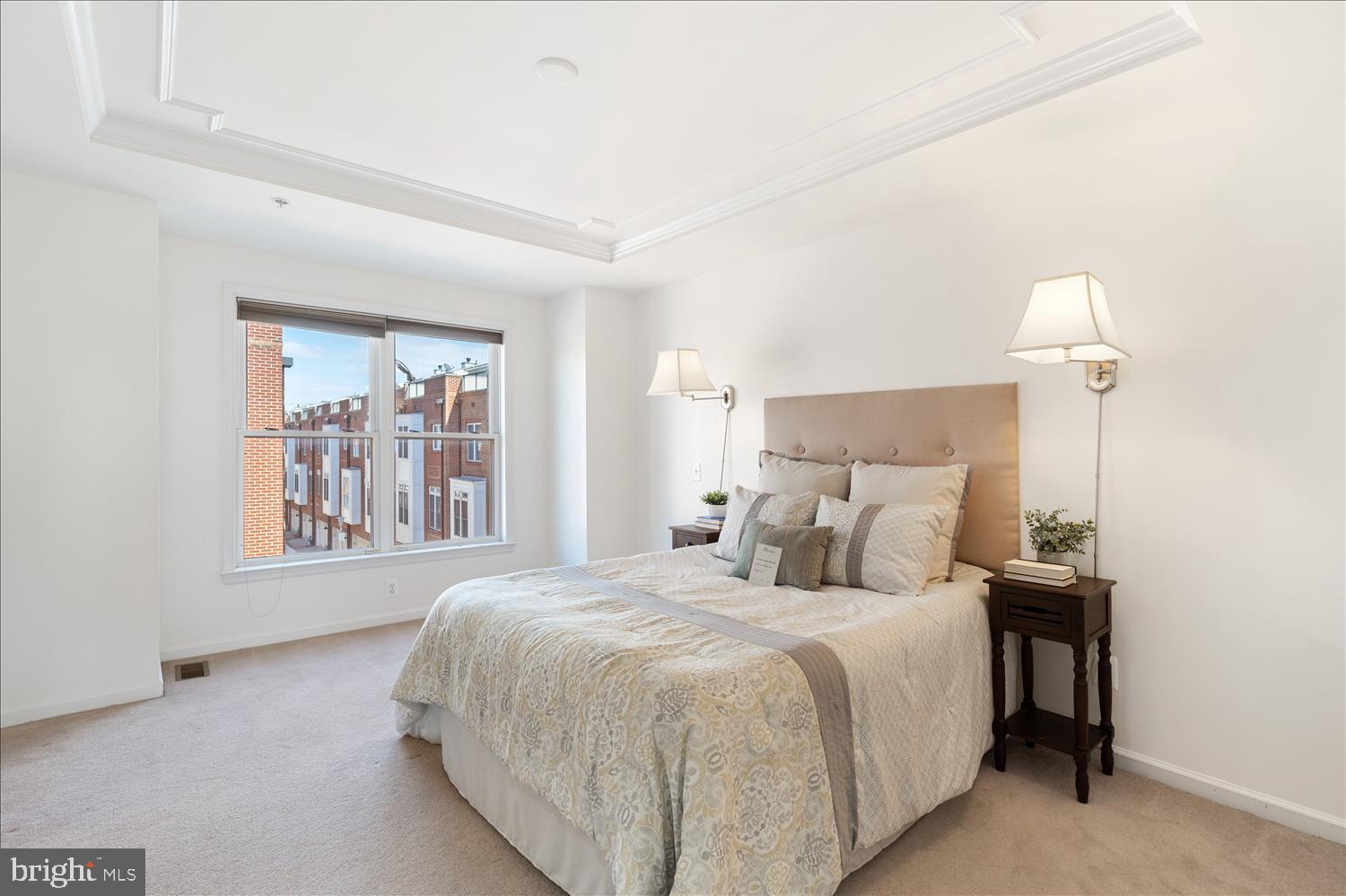 LOCUST POINT - Residential