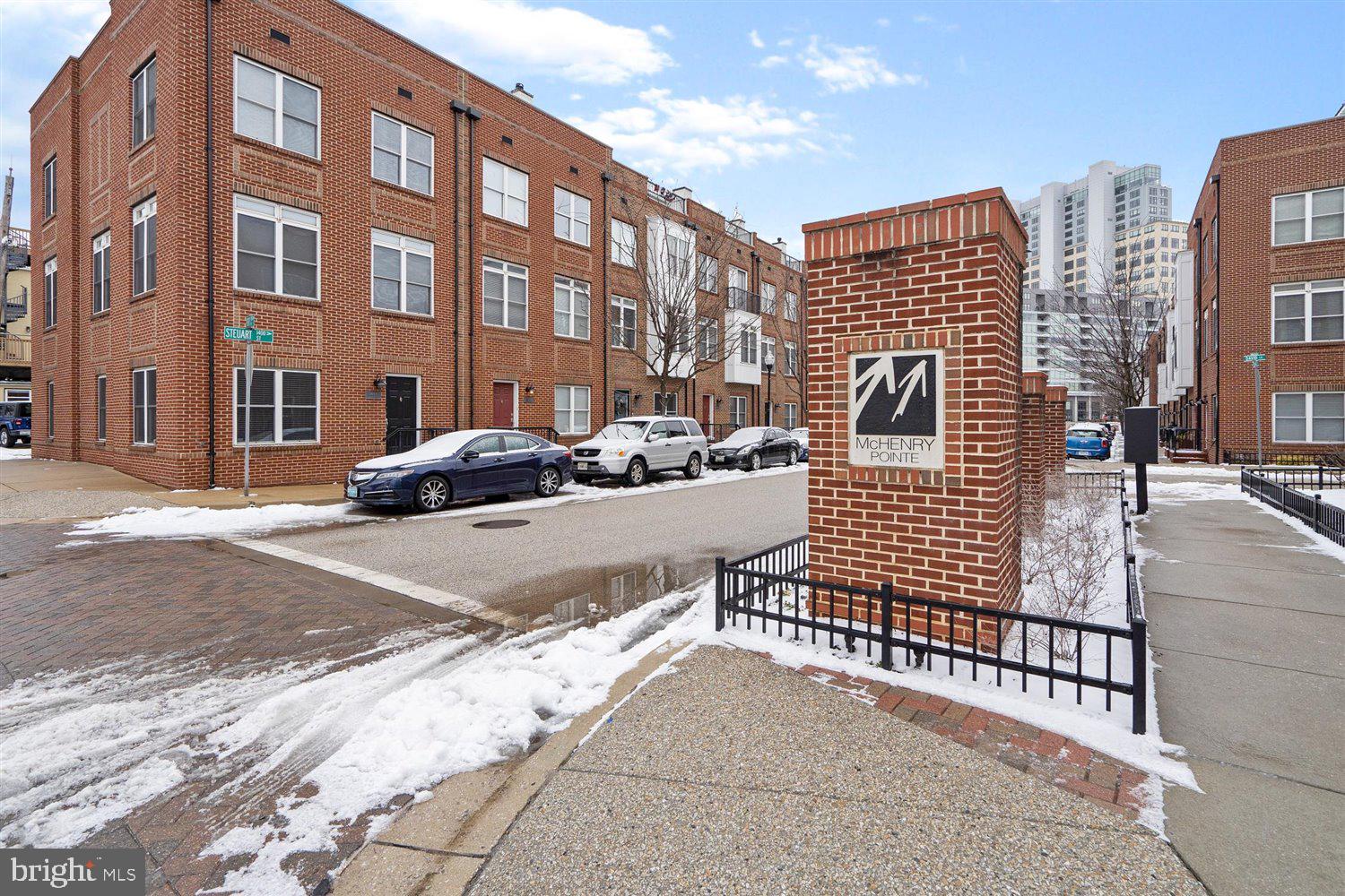 LOCUST POINT - Residential