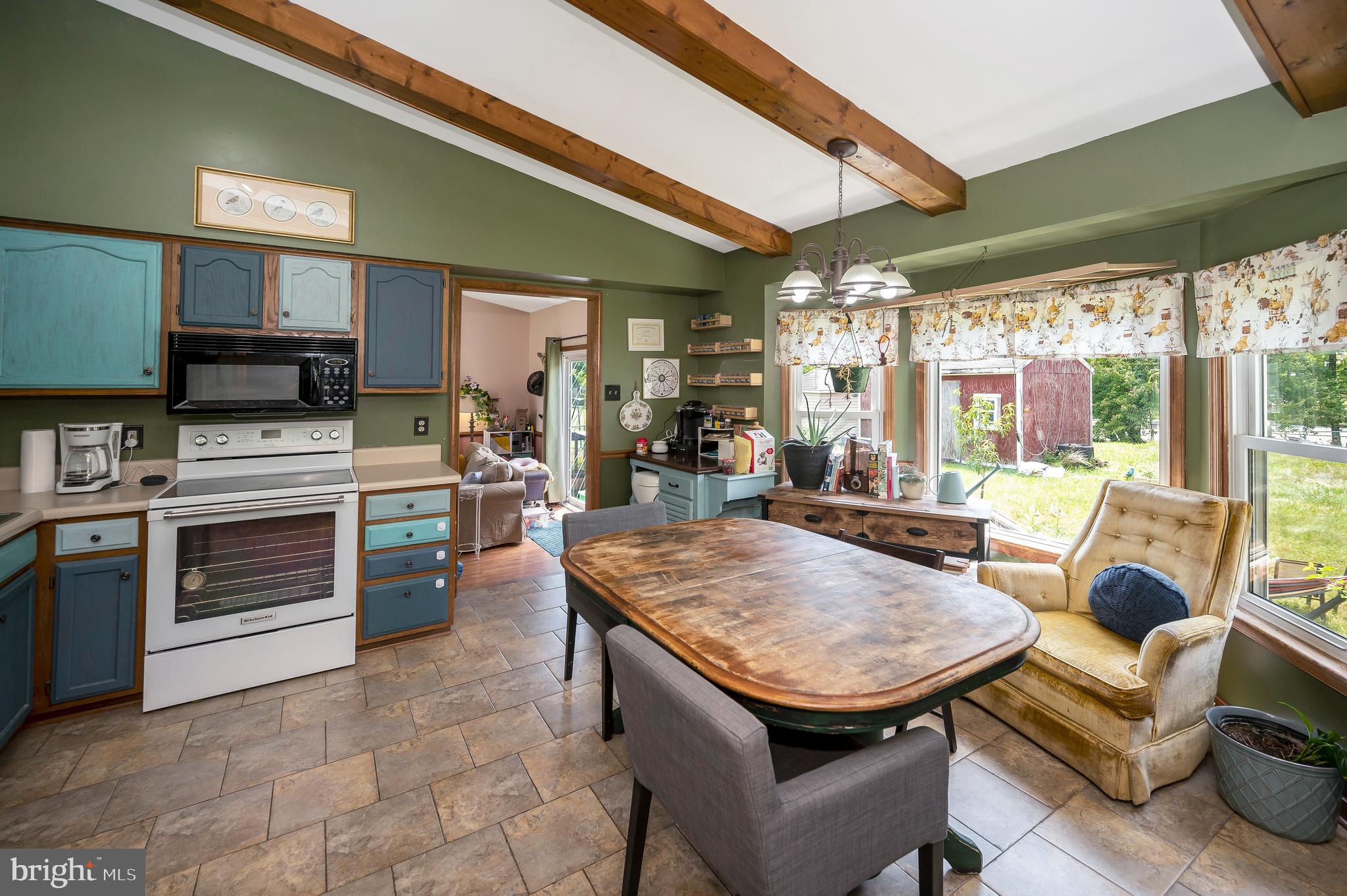 GRANTWOOD ACRES - Residential