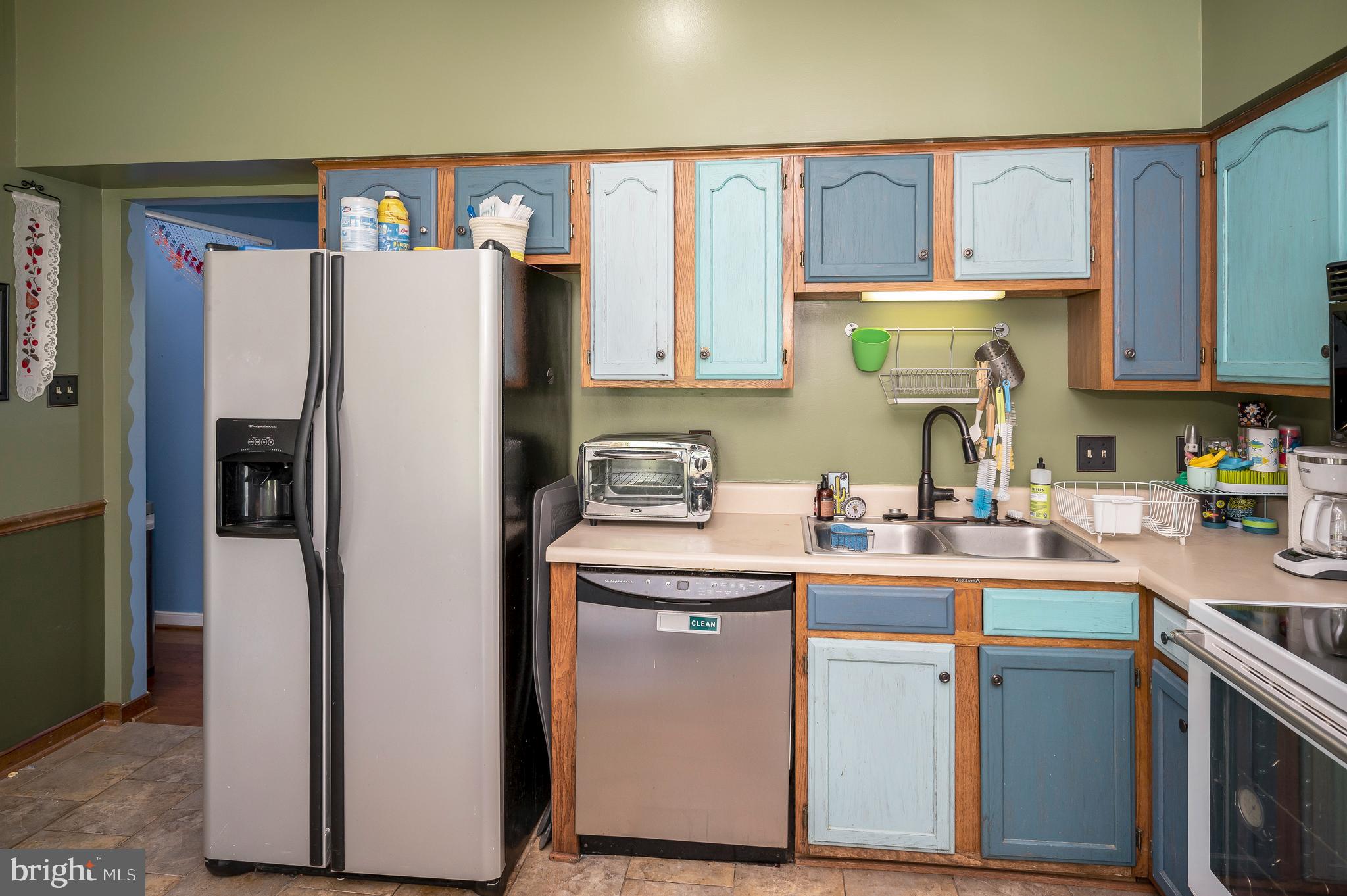 GRANTWOOD ACRES - Residential