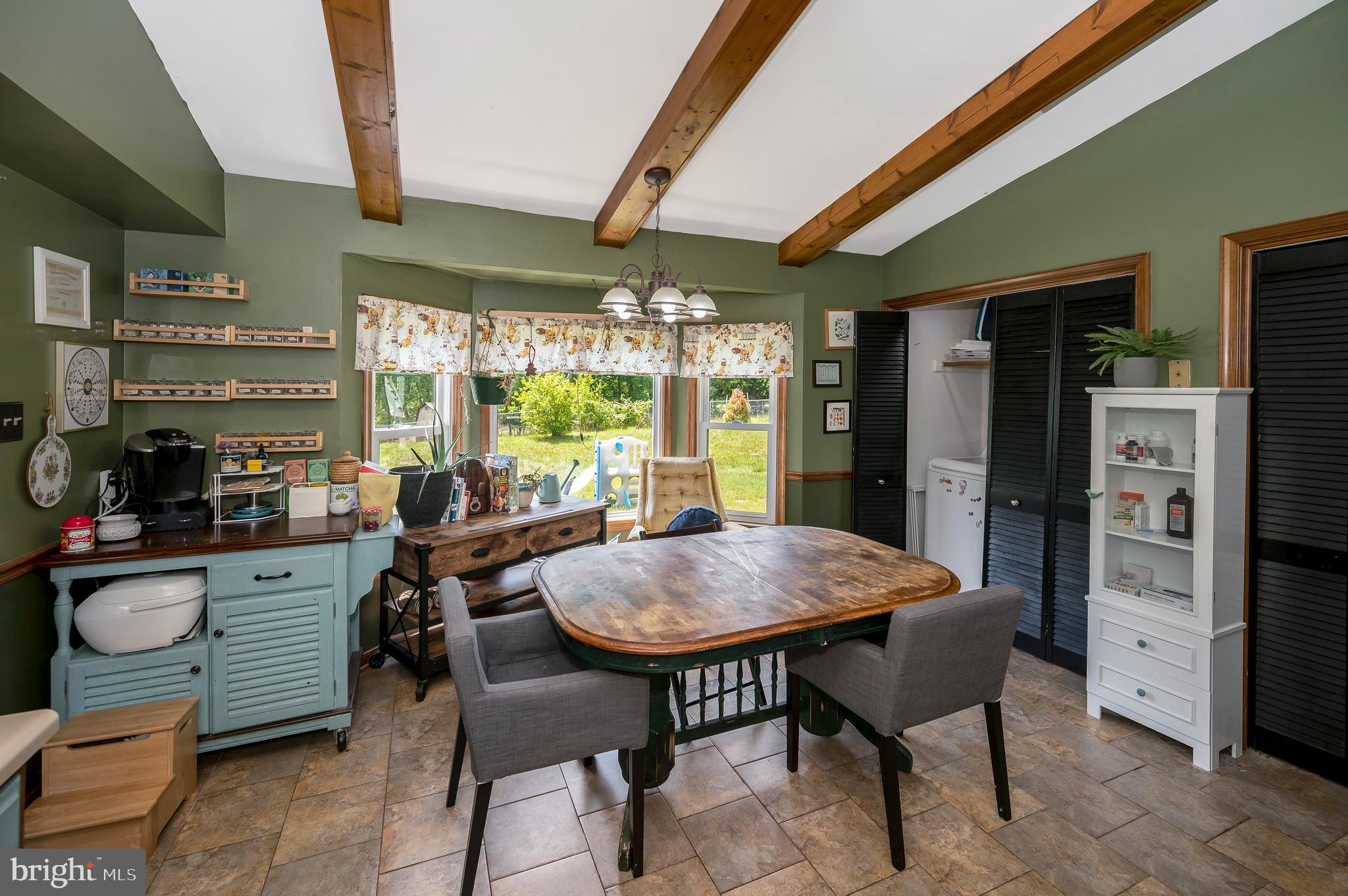 GRANTWOOD ACRES - Residential